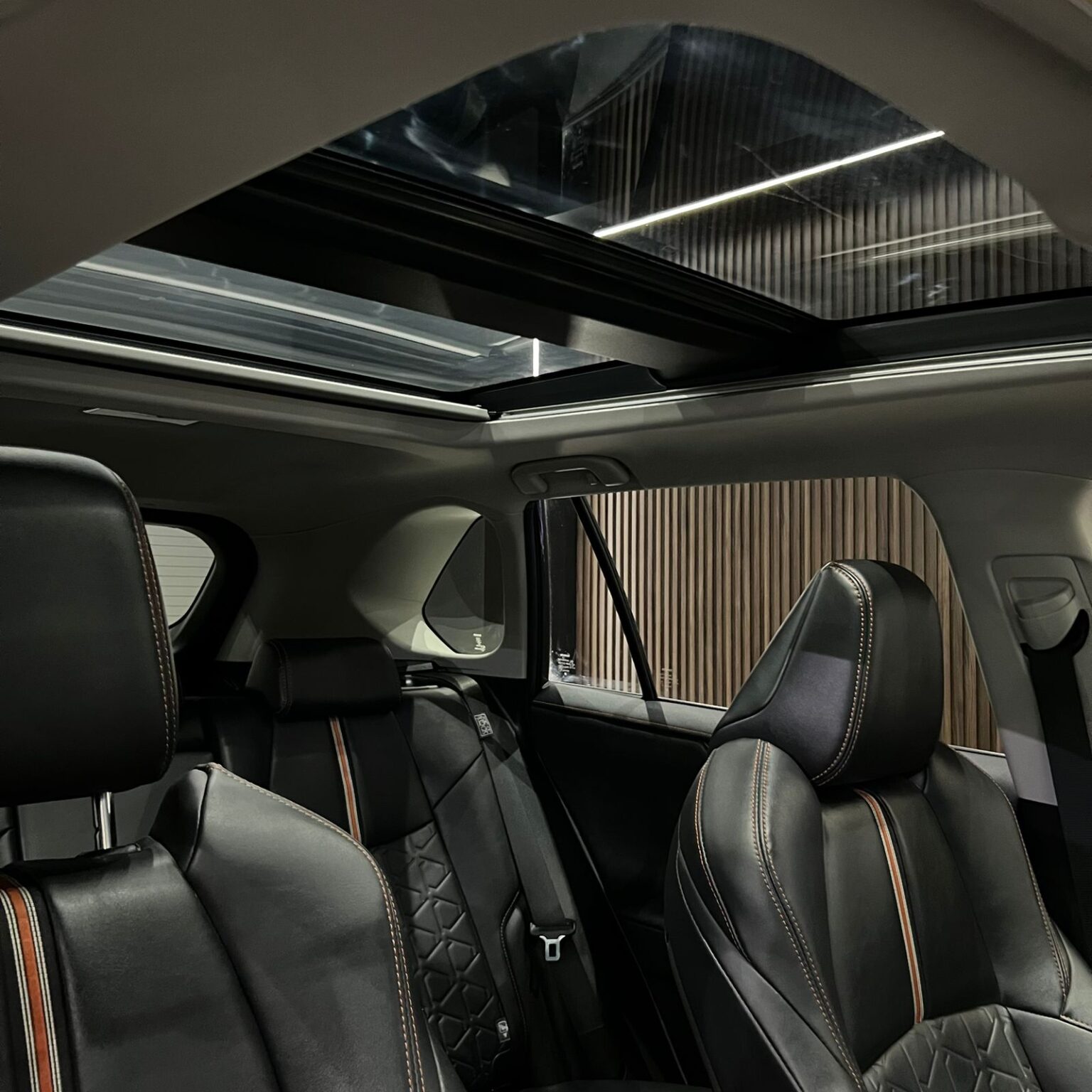 TOYOTA RAV4 ADVENTURE 2019 - Image 10