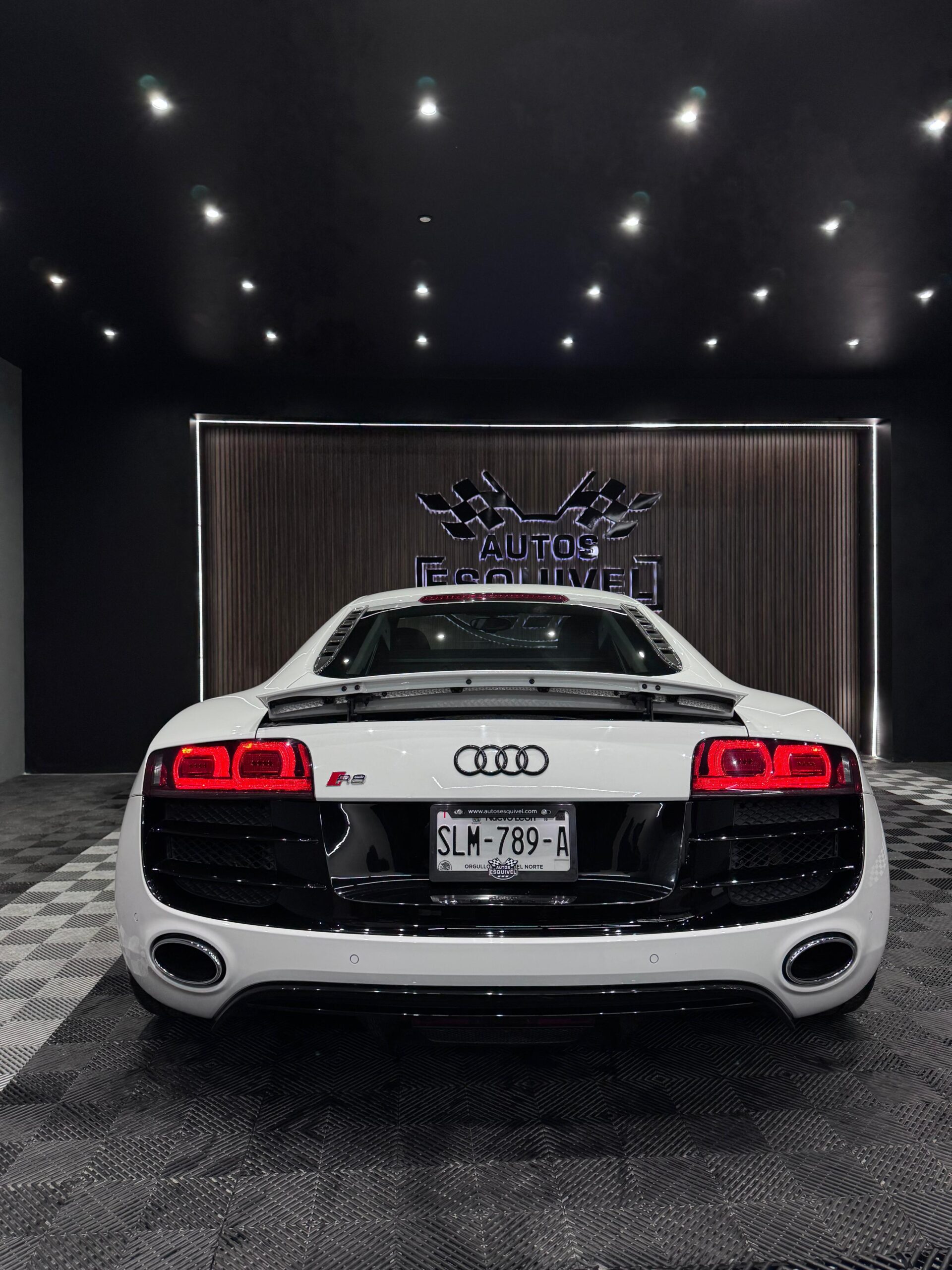 Imagen de WhatsApp 2025-10-24 a las 17.37.39_c575b20e AUDI R8 2012 - Image 13
