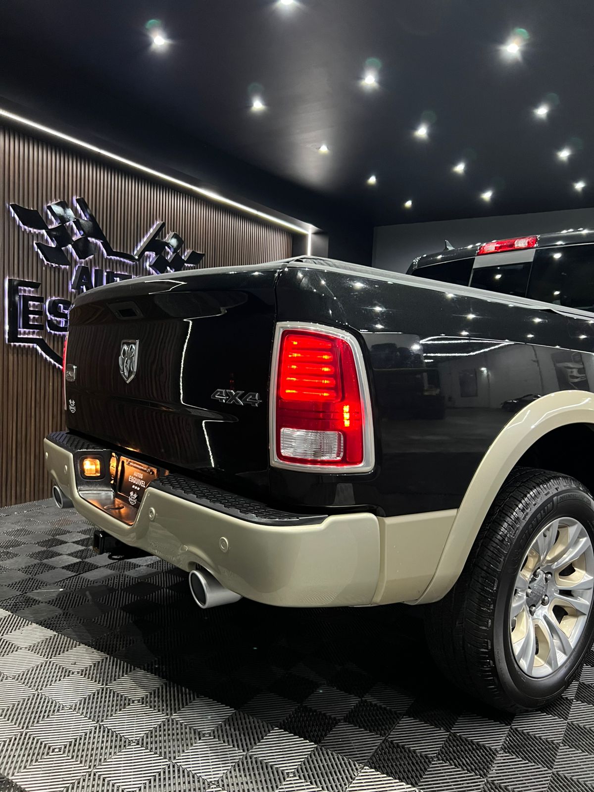 Imagen de WhatsApp 2025-10-25 a las 15.57.58_876fccbb DODGE RAM LONG HORN 2016 - Image 7