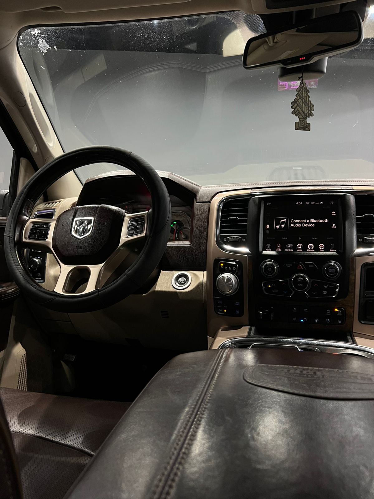 Imagen de WhatsApp 2025-10-25 a las 15.57.58_c9d271c7 DODGE RAM LONG HORN 2016 - Image 10