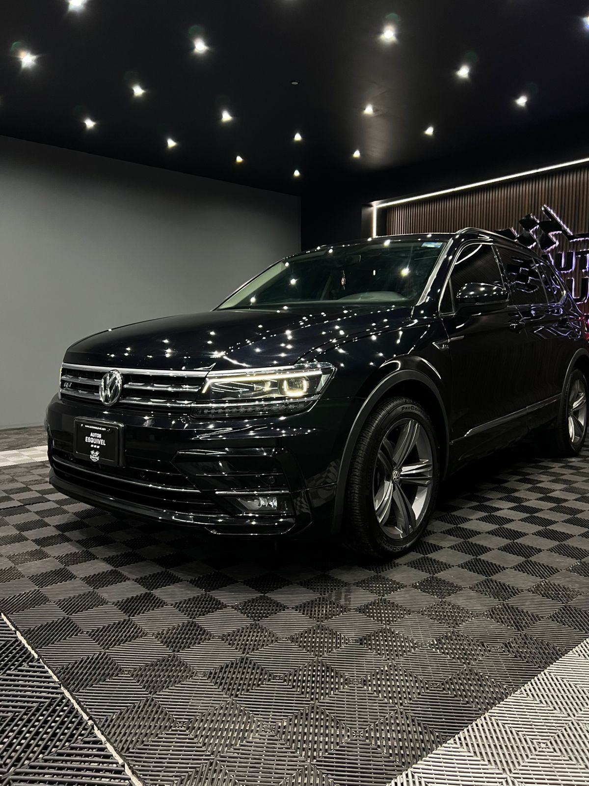 Imagen de WhatsApp 2025-10-27 a las 18.27.40_169664f4 VOLKSWAGEN TIGUAN R LINE 2019 - Image 4