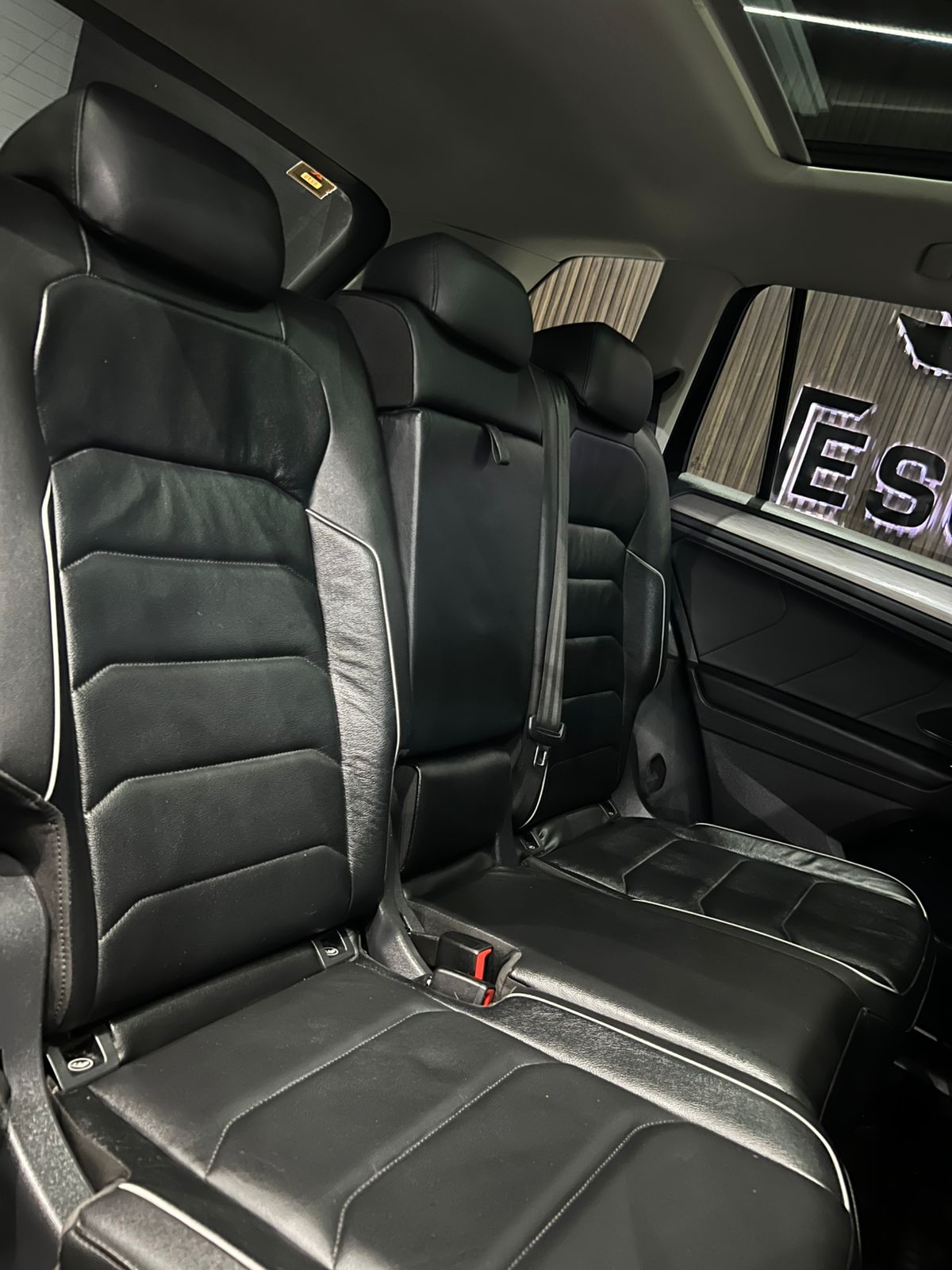 Imagen de WhatsApp 2025-10-27 a las 18.27.41_aef1b440 VOLKSWAGEN TIGUAN R LINE 2019 - Image 9