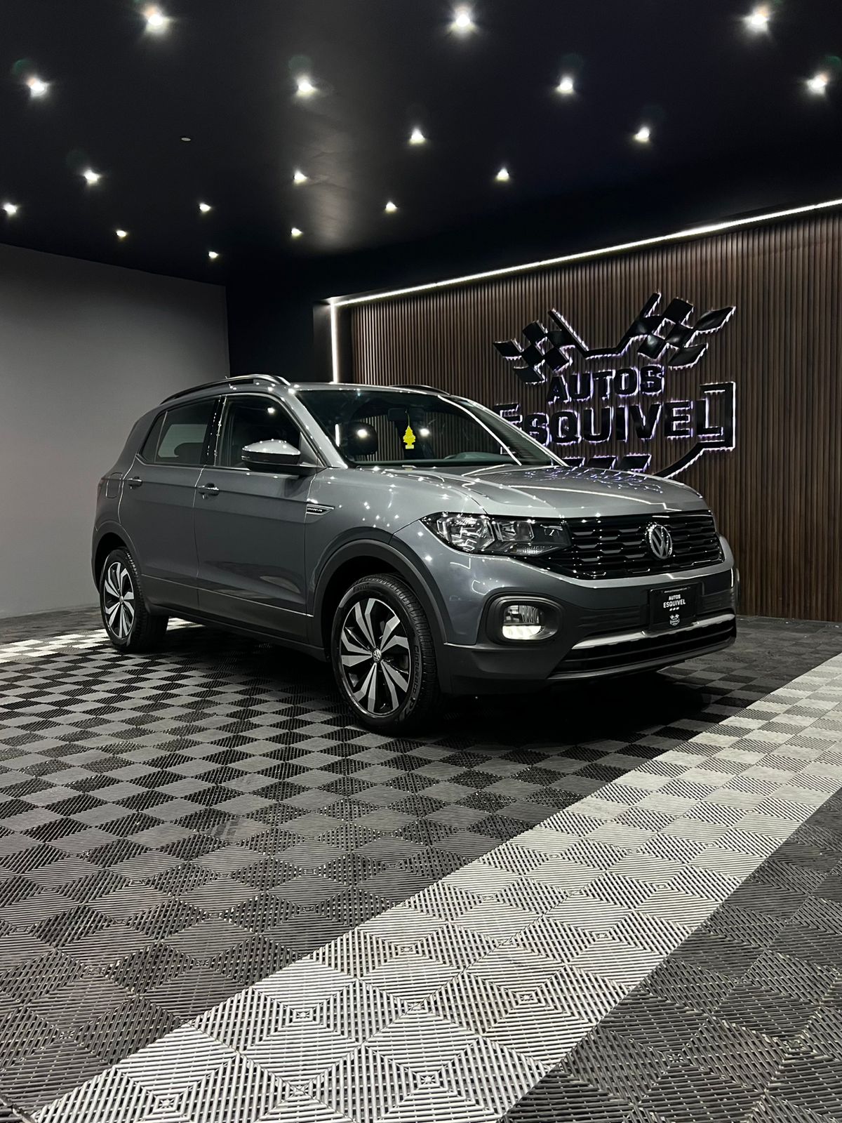 VOLKSWAGEN T-CROSS 2021 - Image 3