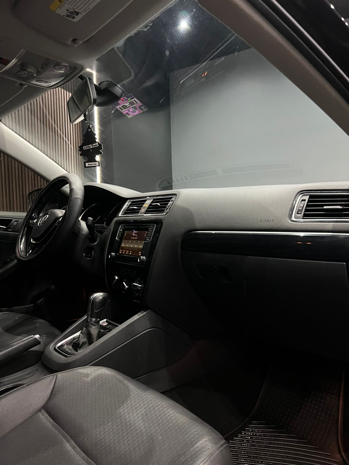 VOLKSWAGEN JETTA SPORT 2016 - Image 13