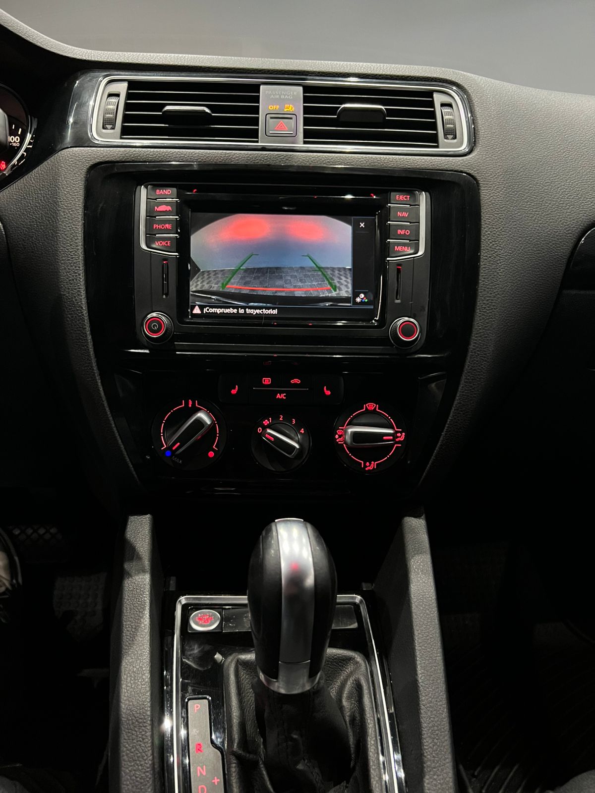 VOLKSWAGEN JETTA SPORT 2016 - Image 14