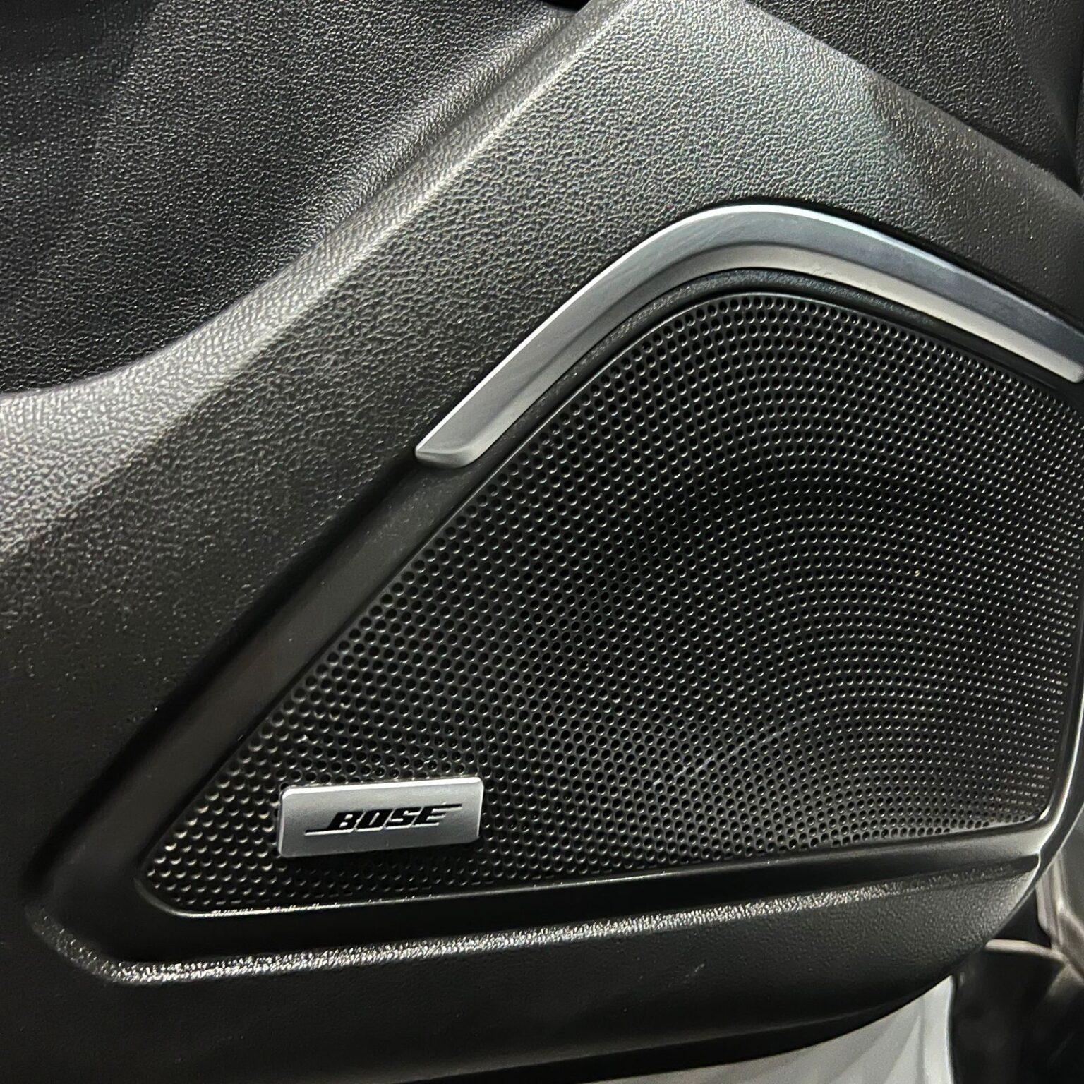 RENAULT KOLEOS ICONIC 2020 - Image 12