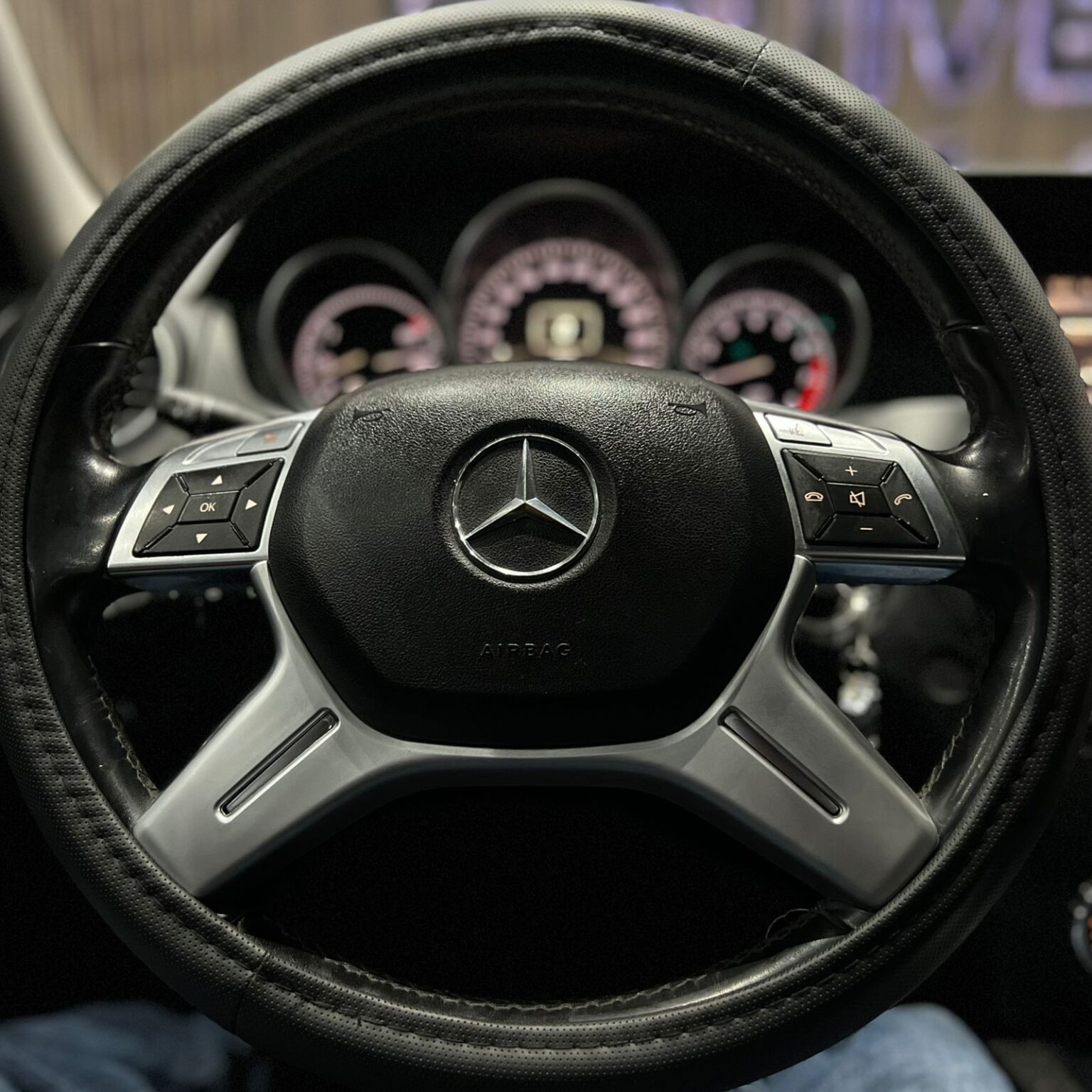 MERCEDES BENZ C180 2012 - Image 11