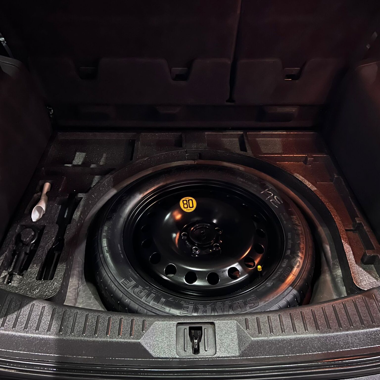 FORD ESCAPE 2016 - Image 12