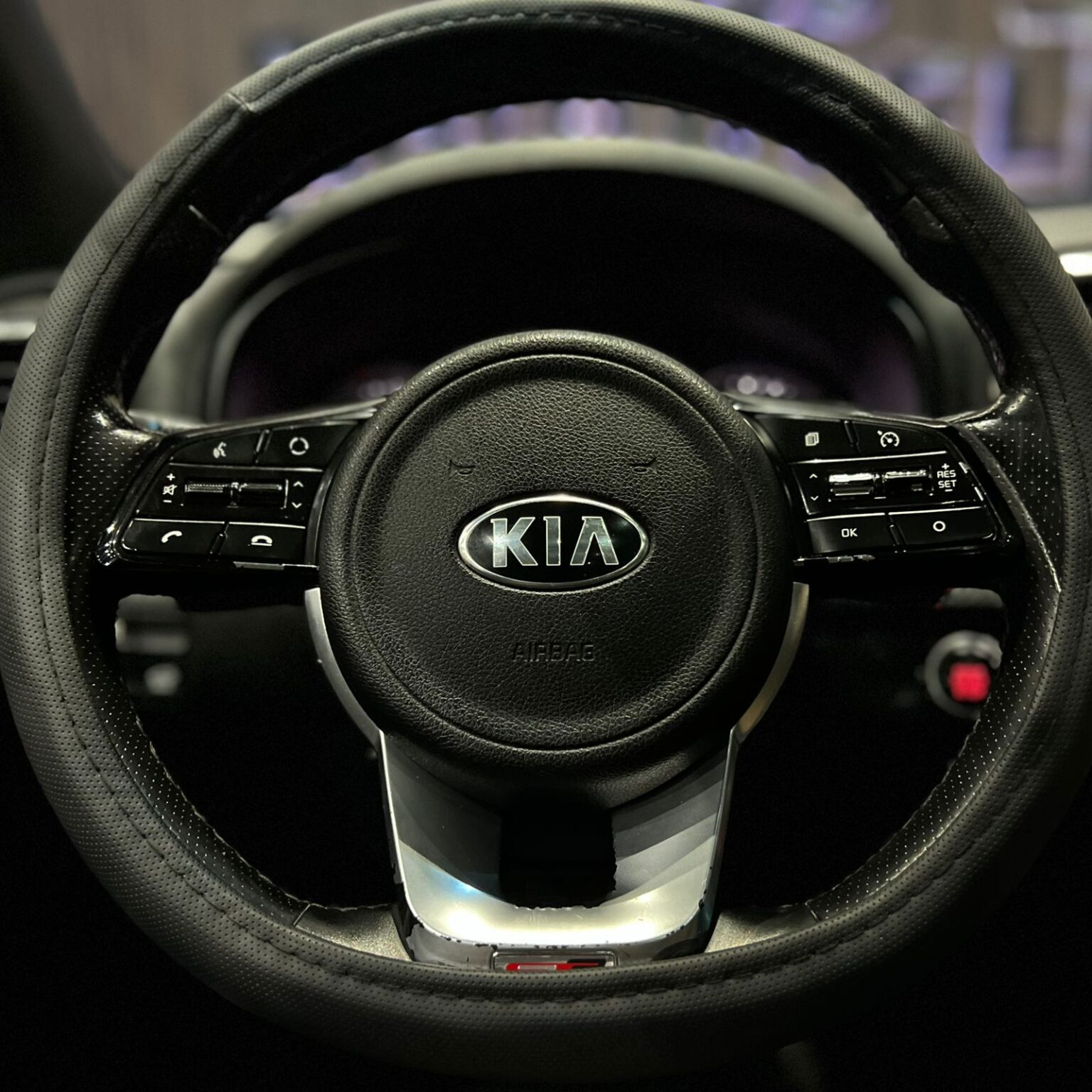 KIA SPORTAGE GT LINE 2019 - Image 13