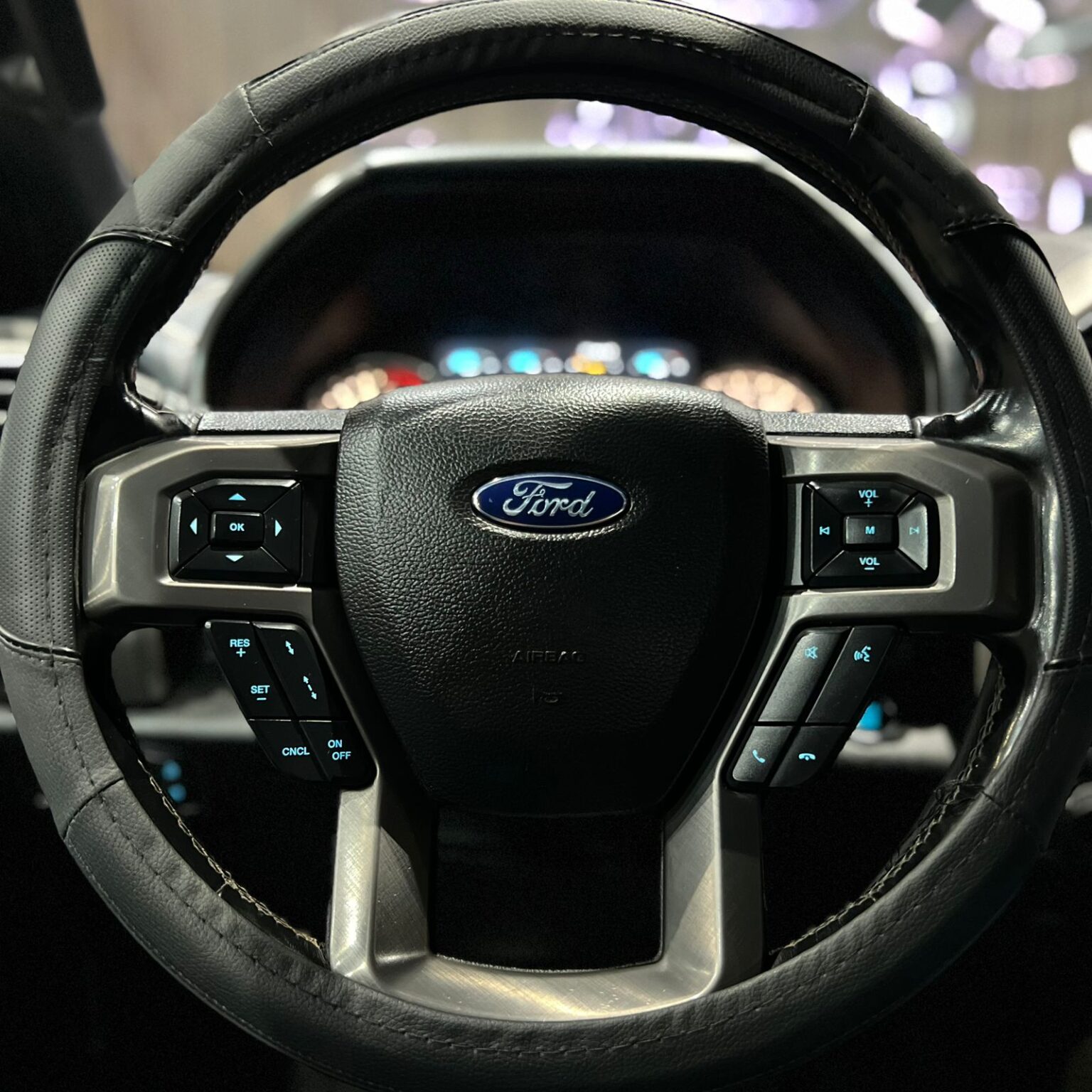 FORD LOBO LIMITED 2018 - Image 15