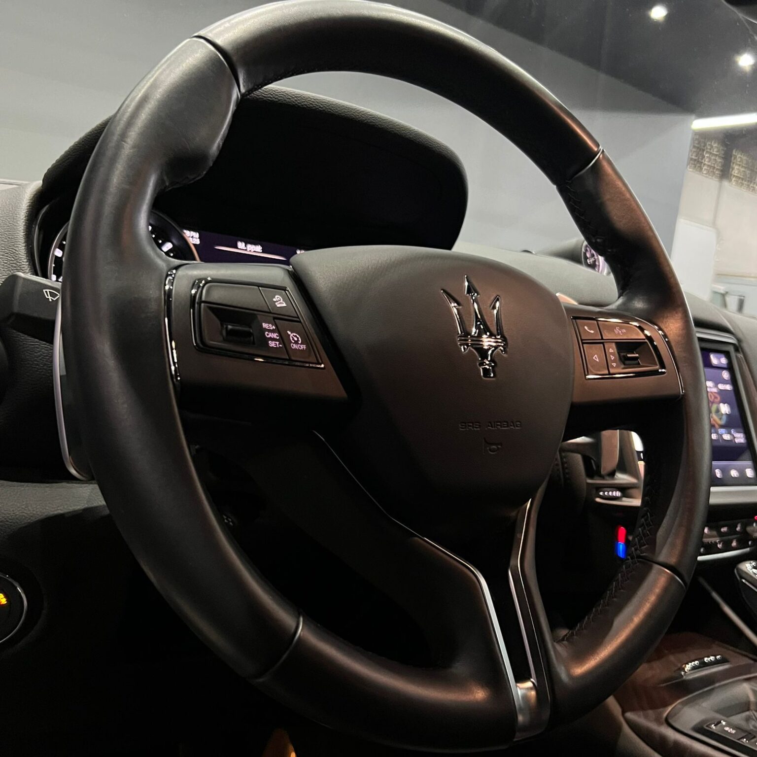 MASERATI LEVANTE HYBRID 2022 - Image 22