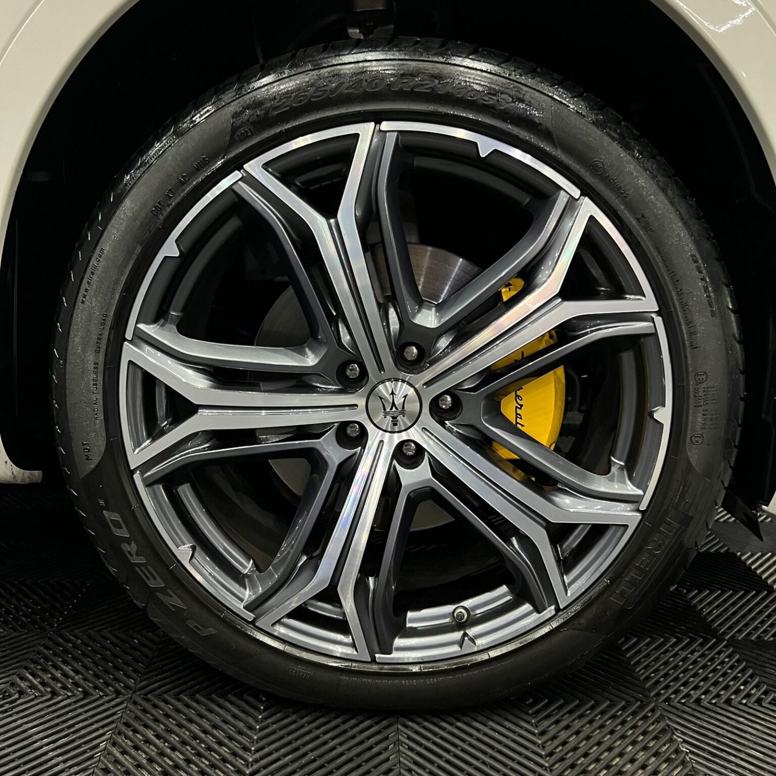 MASERATI LEVANTE HYBRID 2022 - Image 24