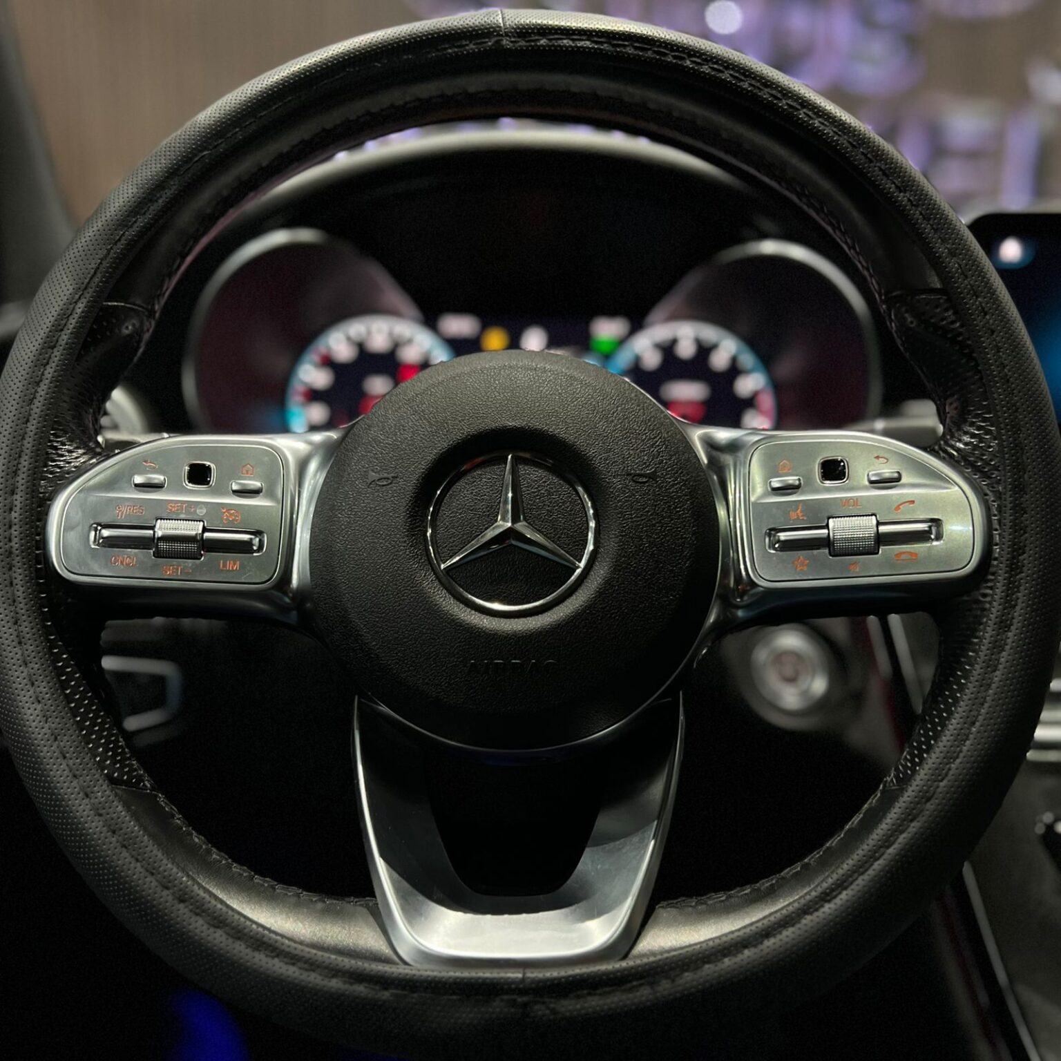 MERCEDES BENZ GLC 300 2021 - Image 15