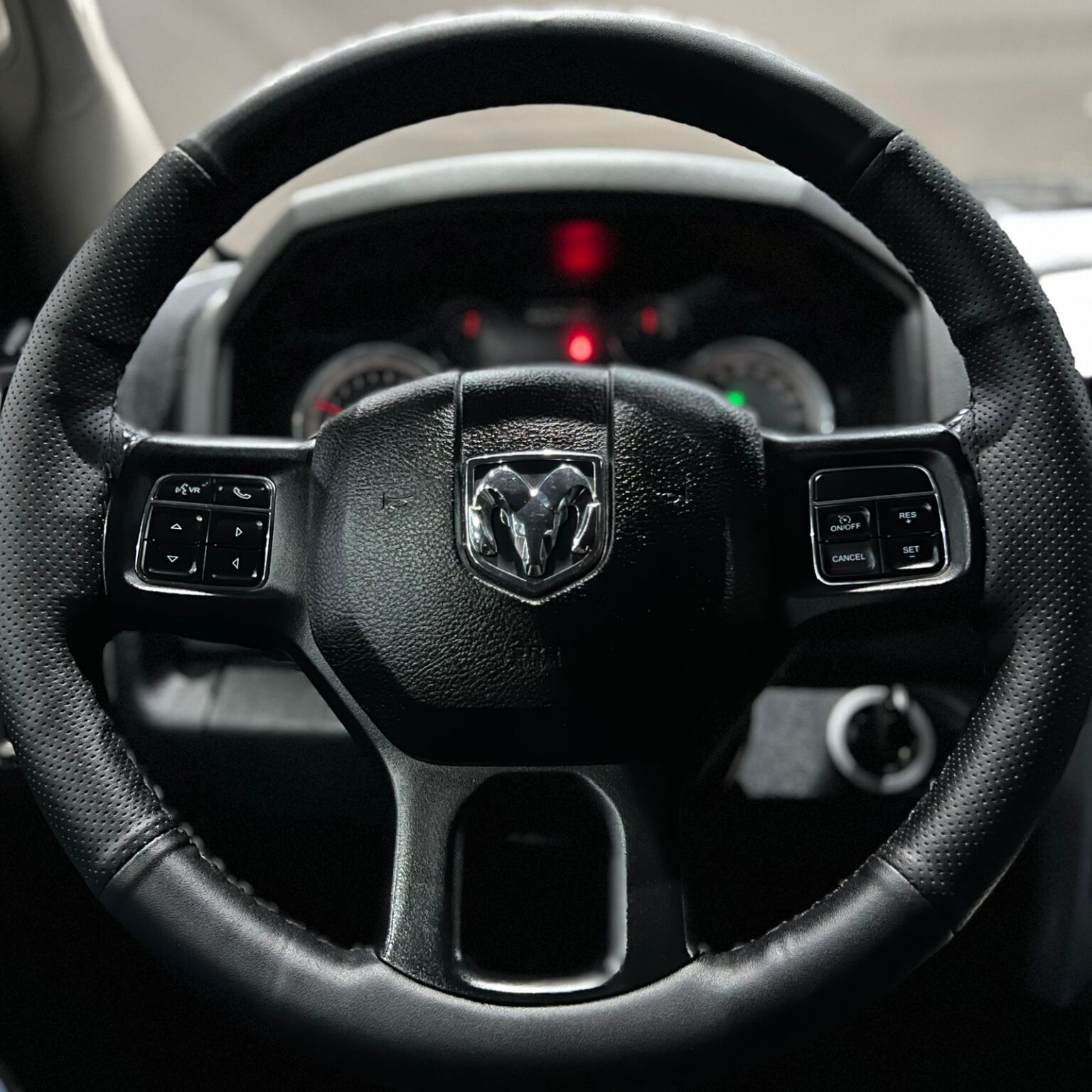 DODGE RAM HEAVY DUTY 4X4 NIGHT EDITION 2017 - Image 14