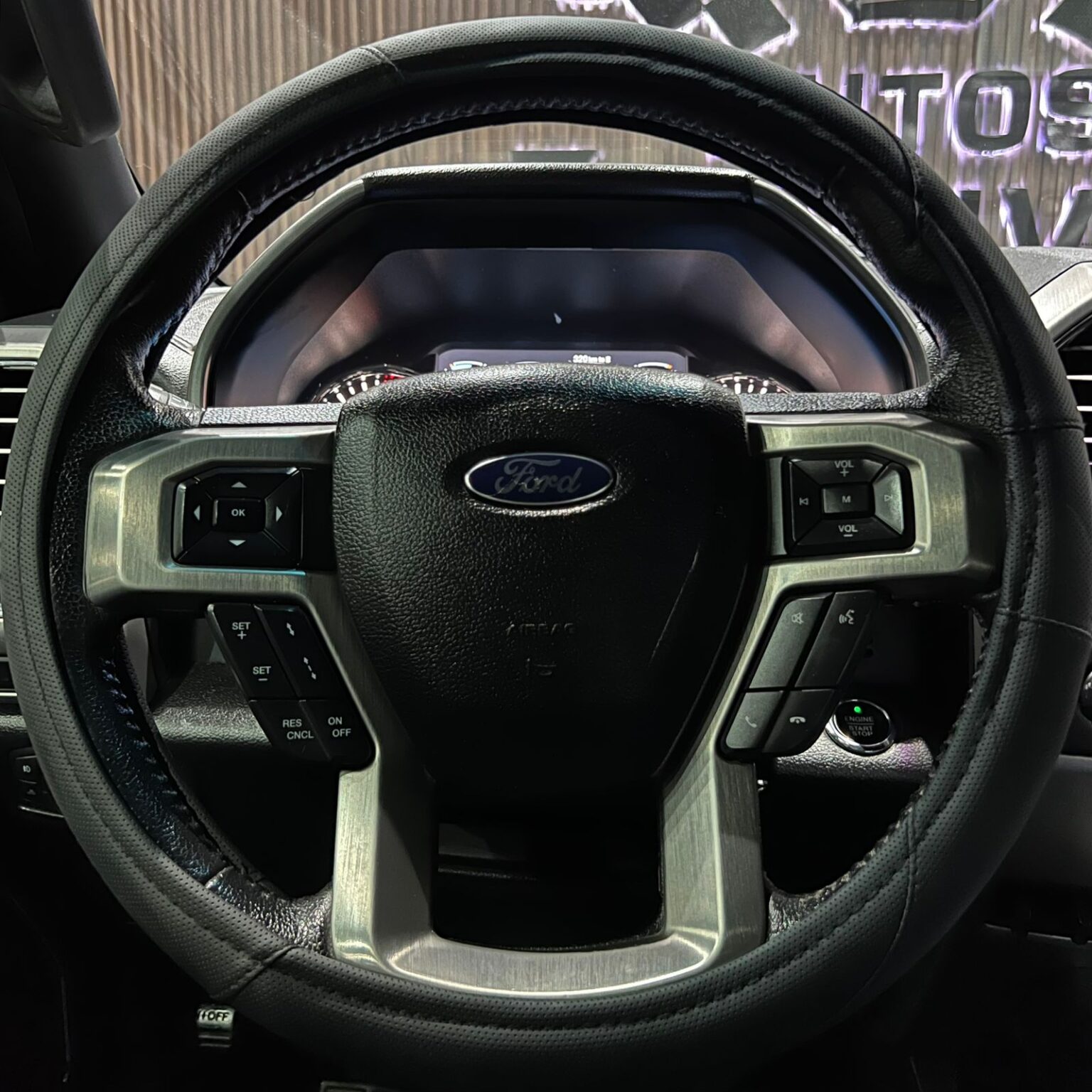 FORD LOBO PLATINUM 2015 - Image 11