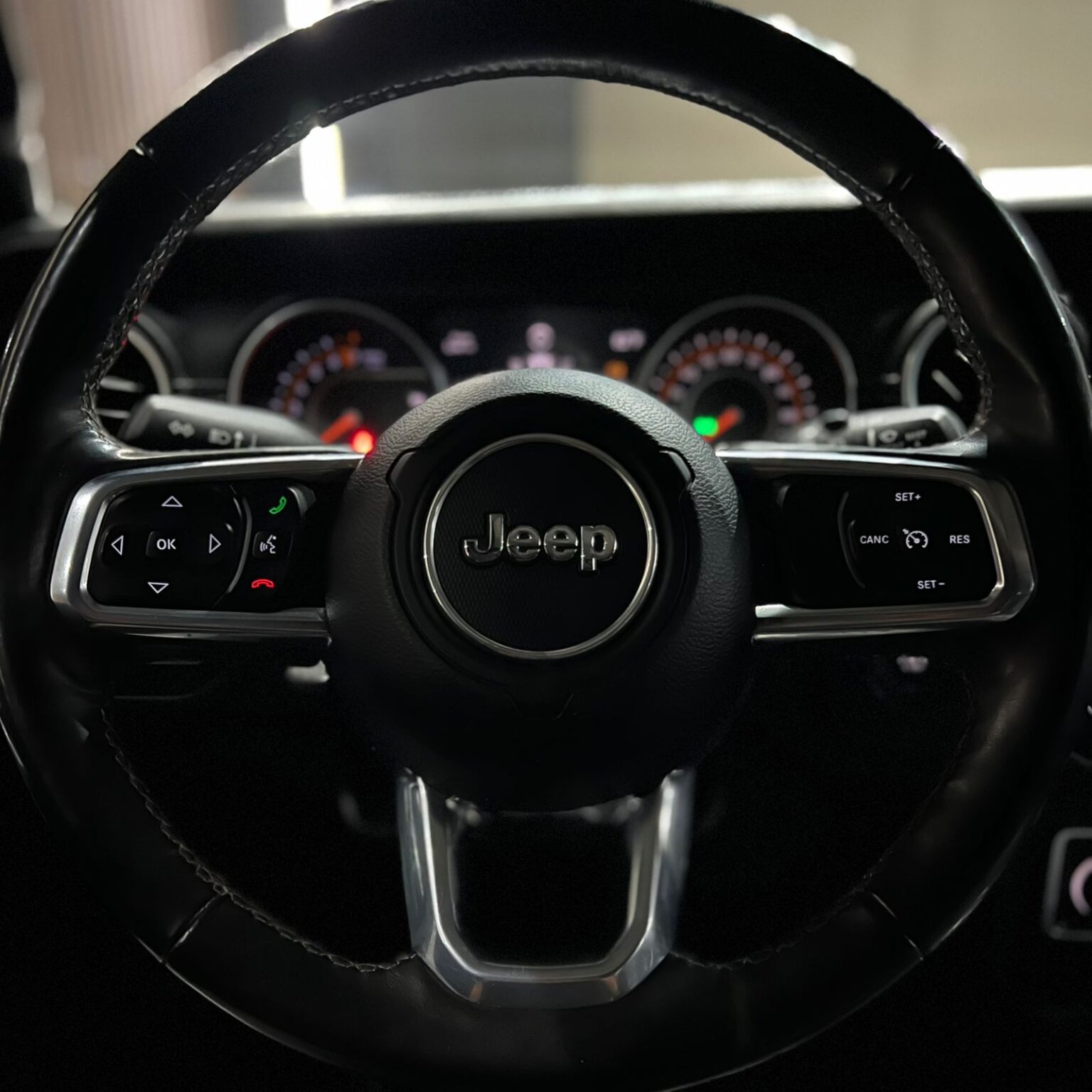 JEEP SAHARA 2018 - Image 14