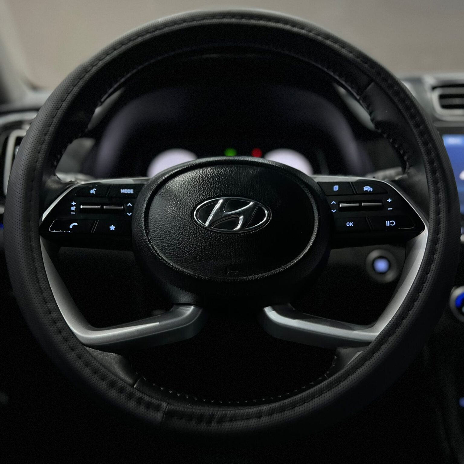 HYUNDAI CRETA PREMIUM 2024 - Image 14