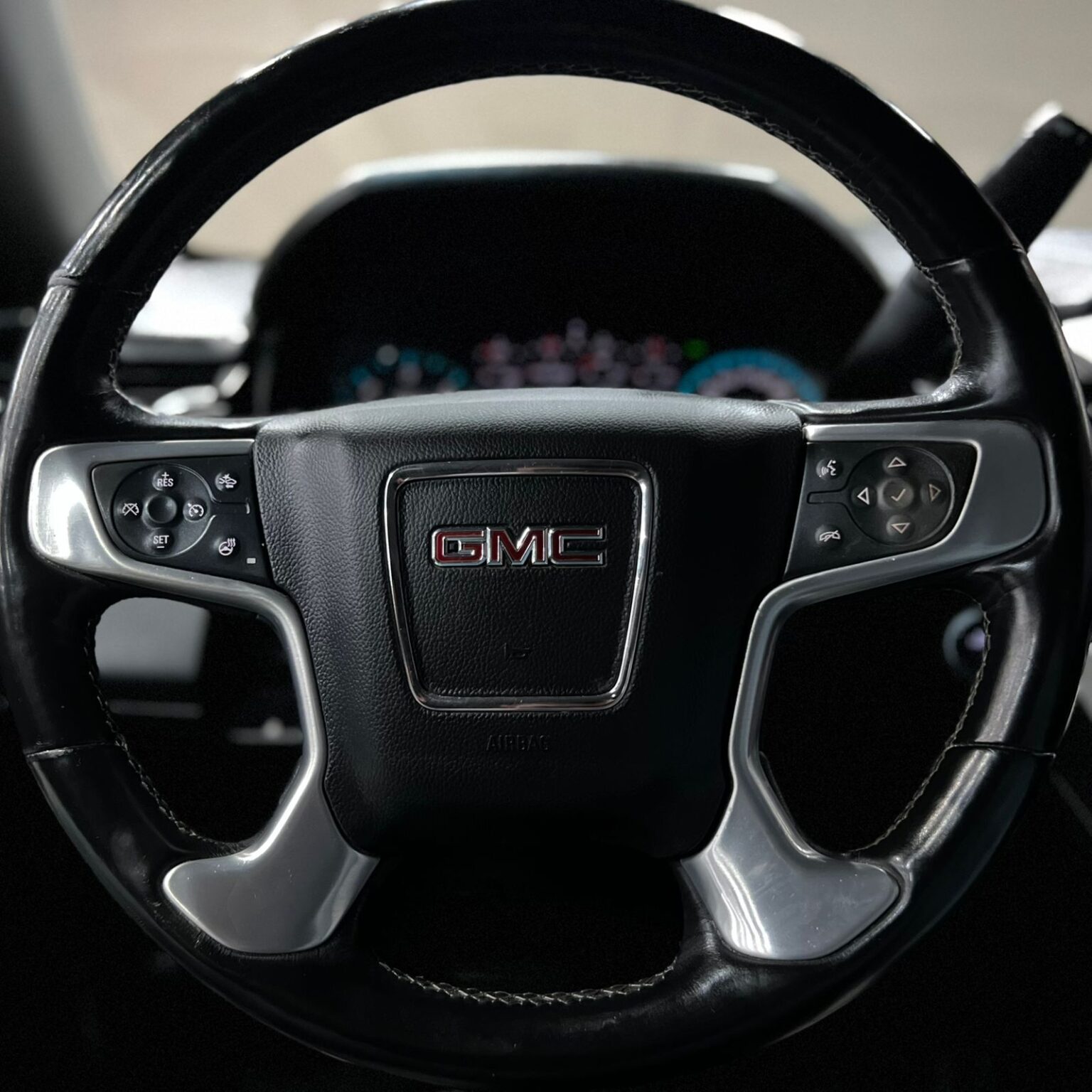 GMC YUKON DENALI 2017 - Image 11