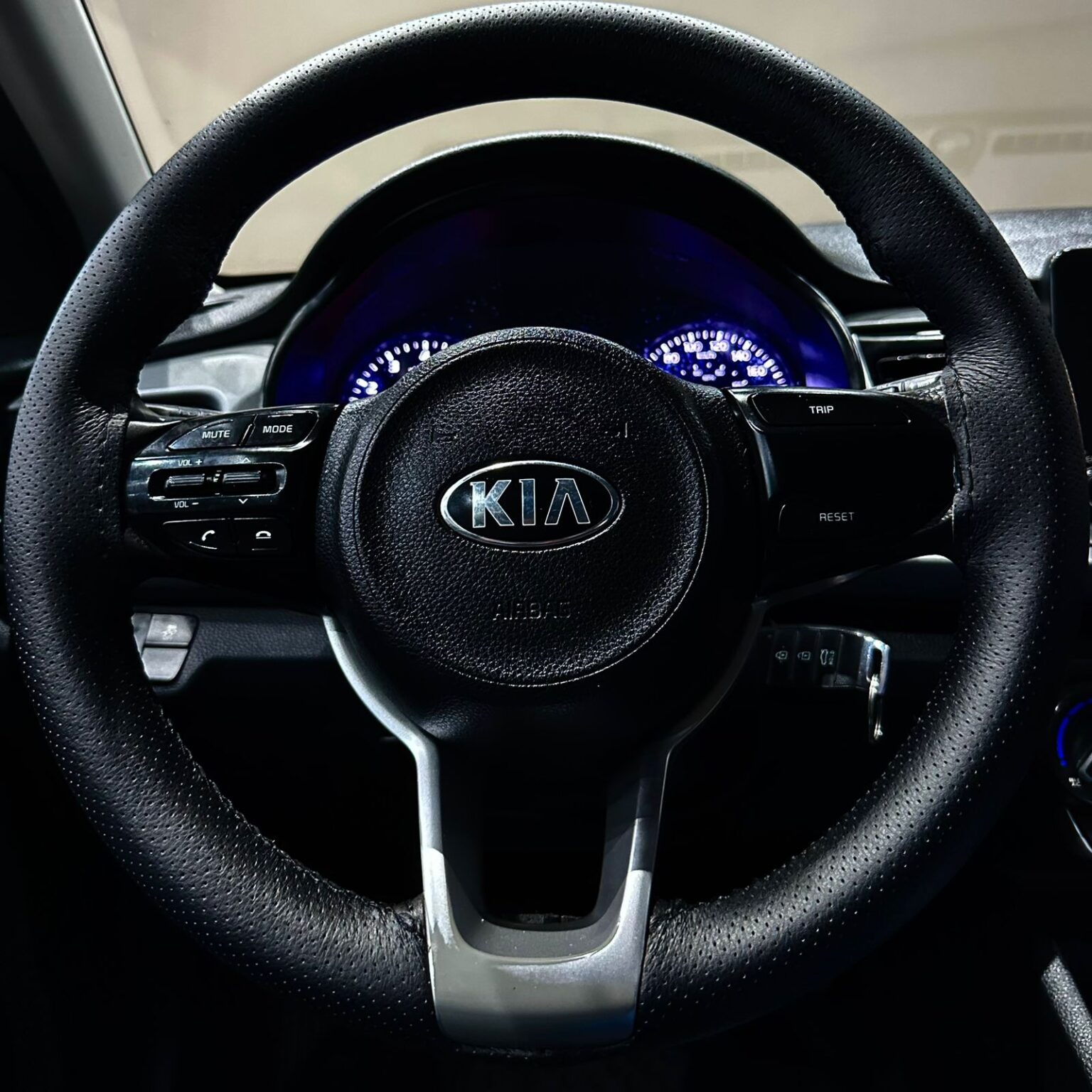 KIA RIO 2018 - Image 11