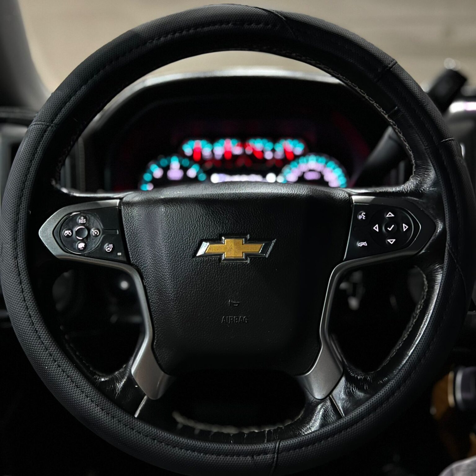 CHEVROLET CHEYENNE LTZ 2018 - Image 14