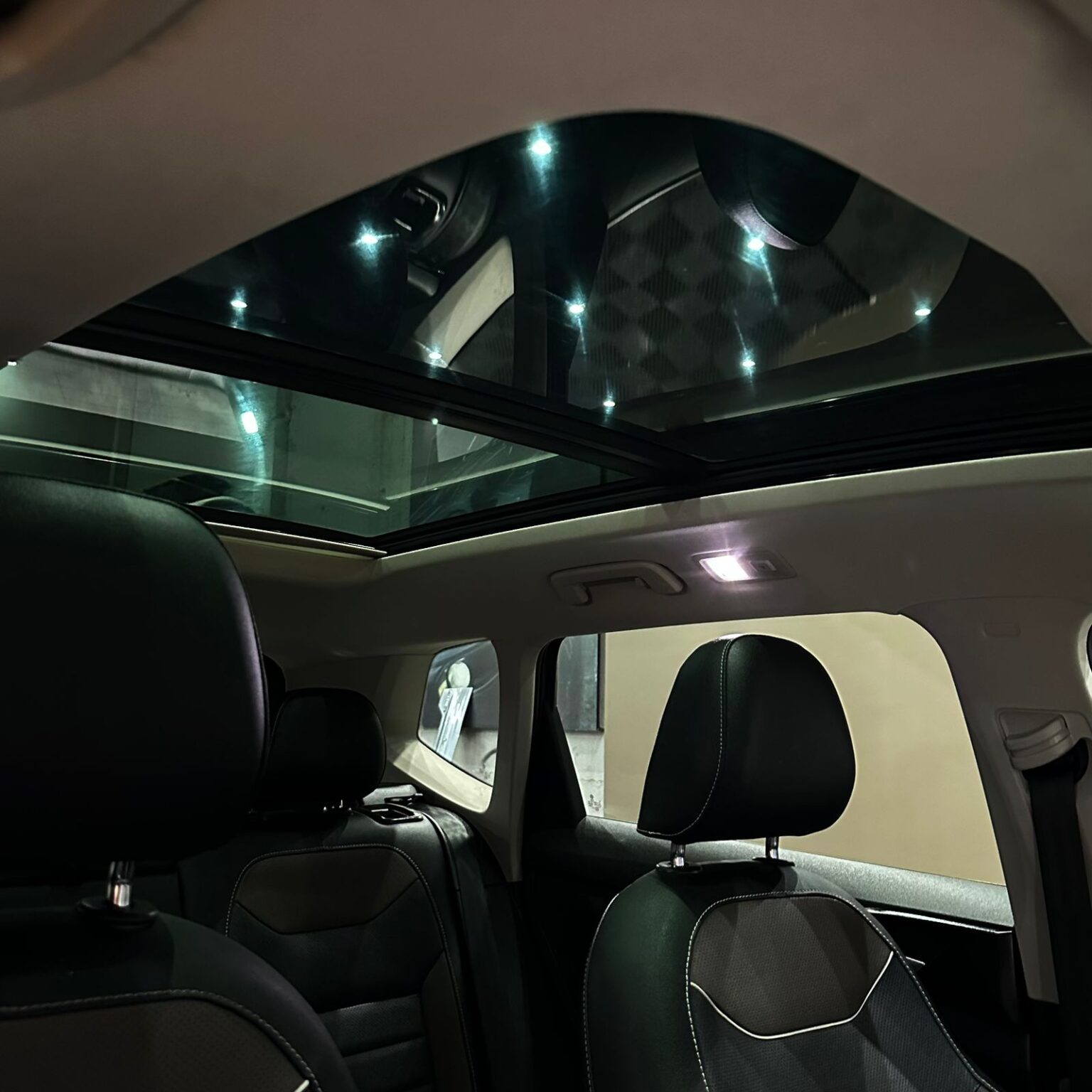 VOLKSWAGEN TAOS HIGHLINE 2023 - Image 12