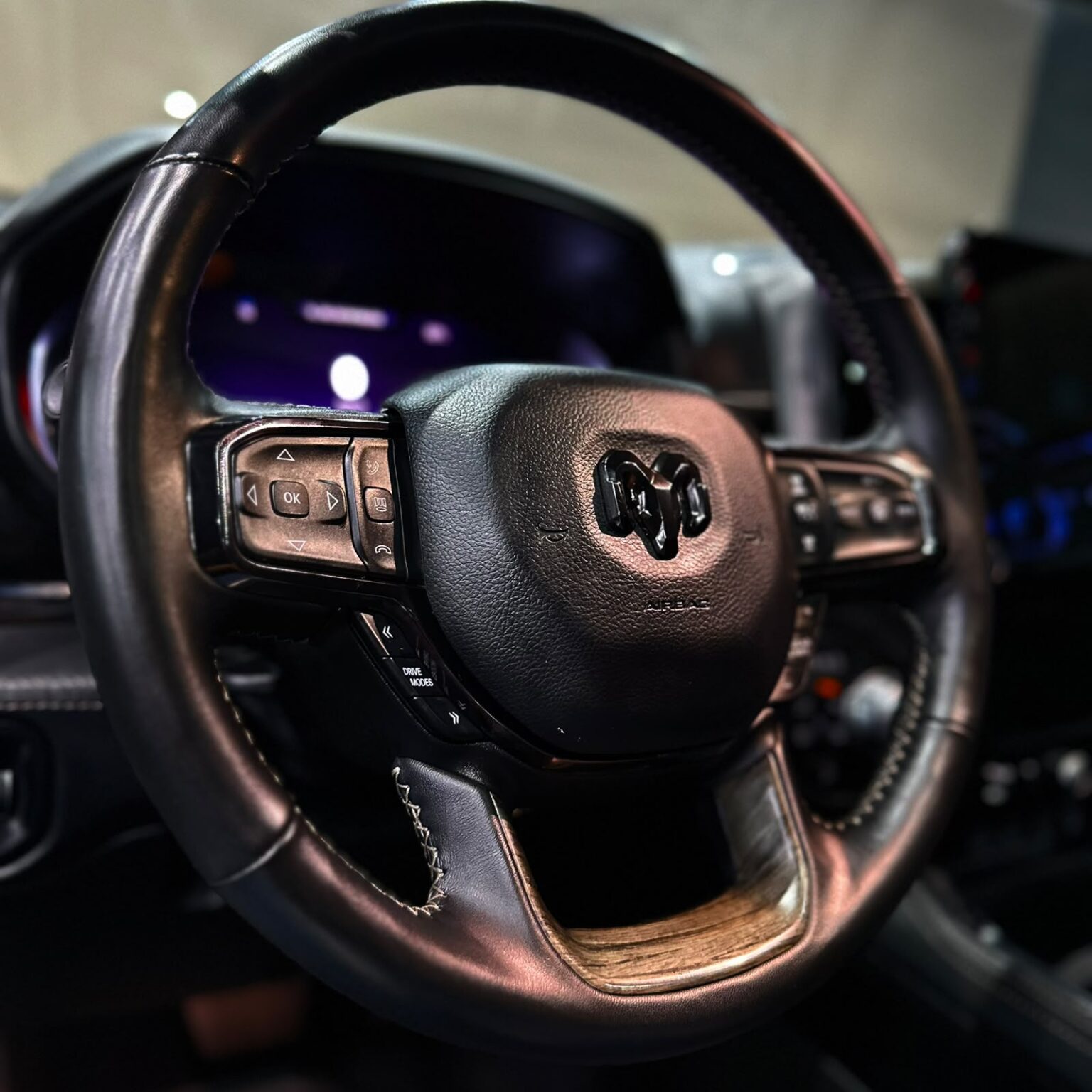 DODGE RAM LIMITED 2025 - Image 16