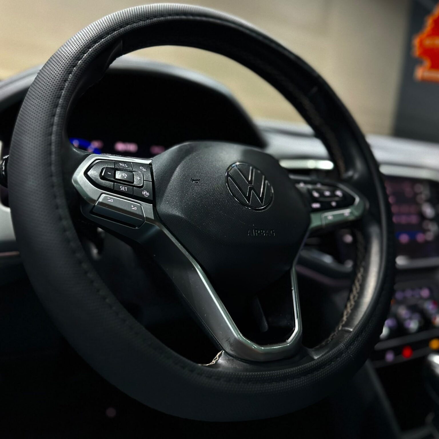 VOLKSWAGEN TERAMONT HIGHLINE 2021 - Image 14