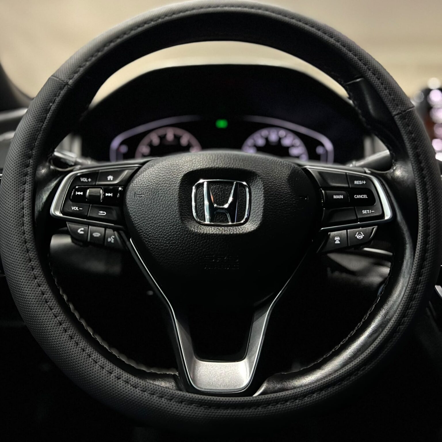 HONDA ACCORD SPORT 2018 - Image 12