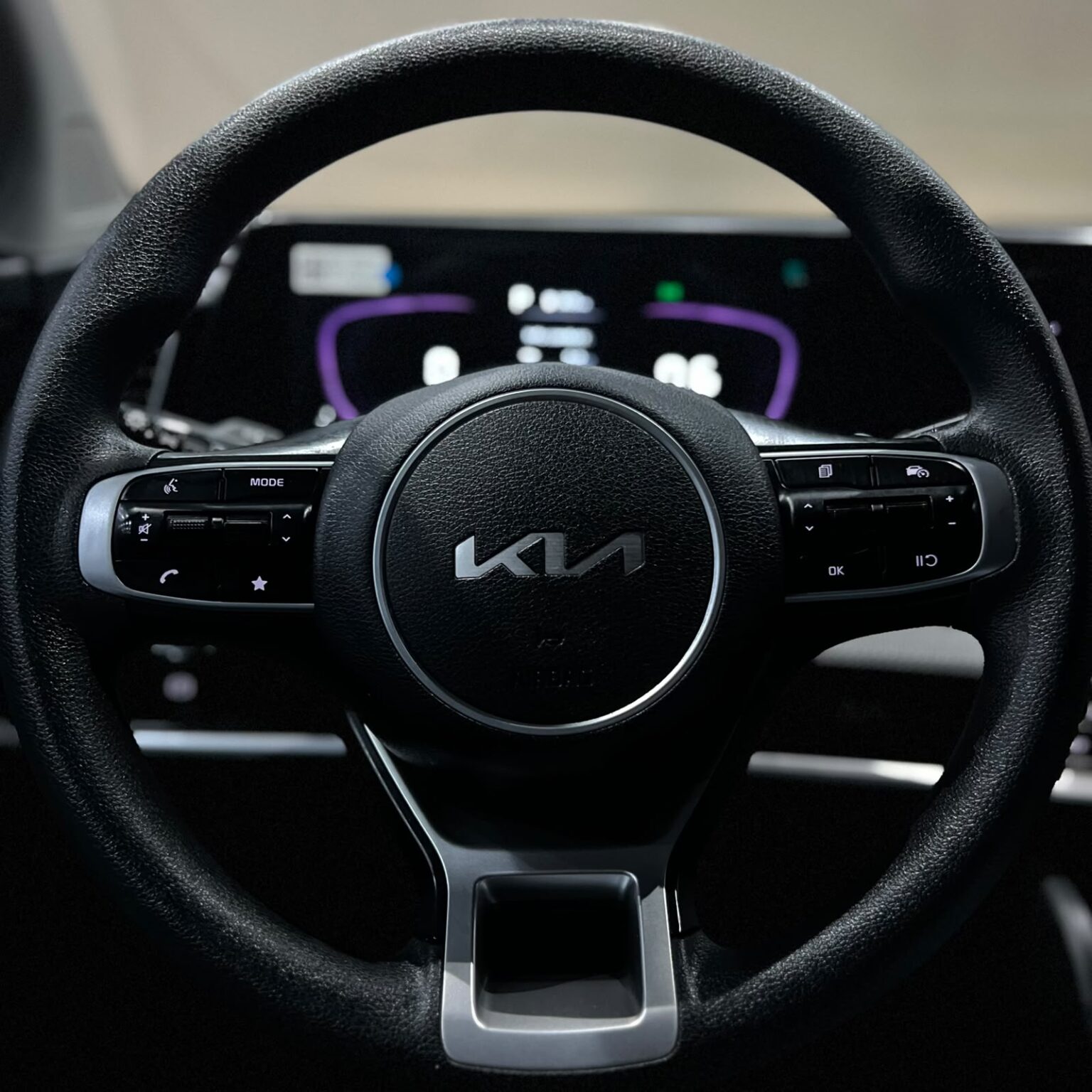 KIA SPORTAGE 2023 - Image 14