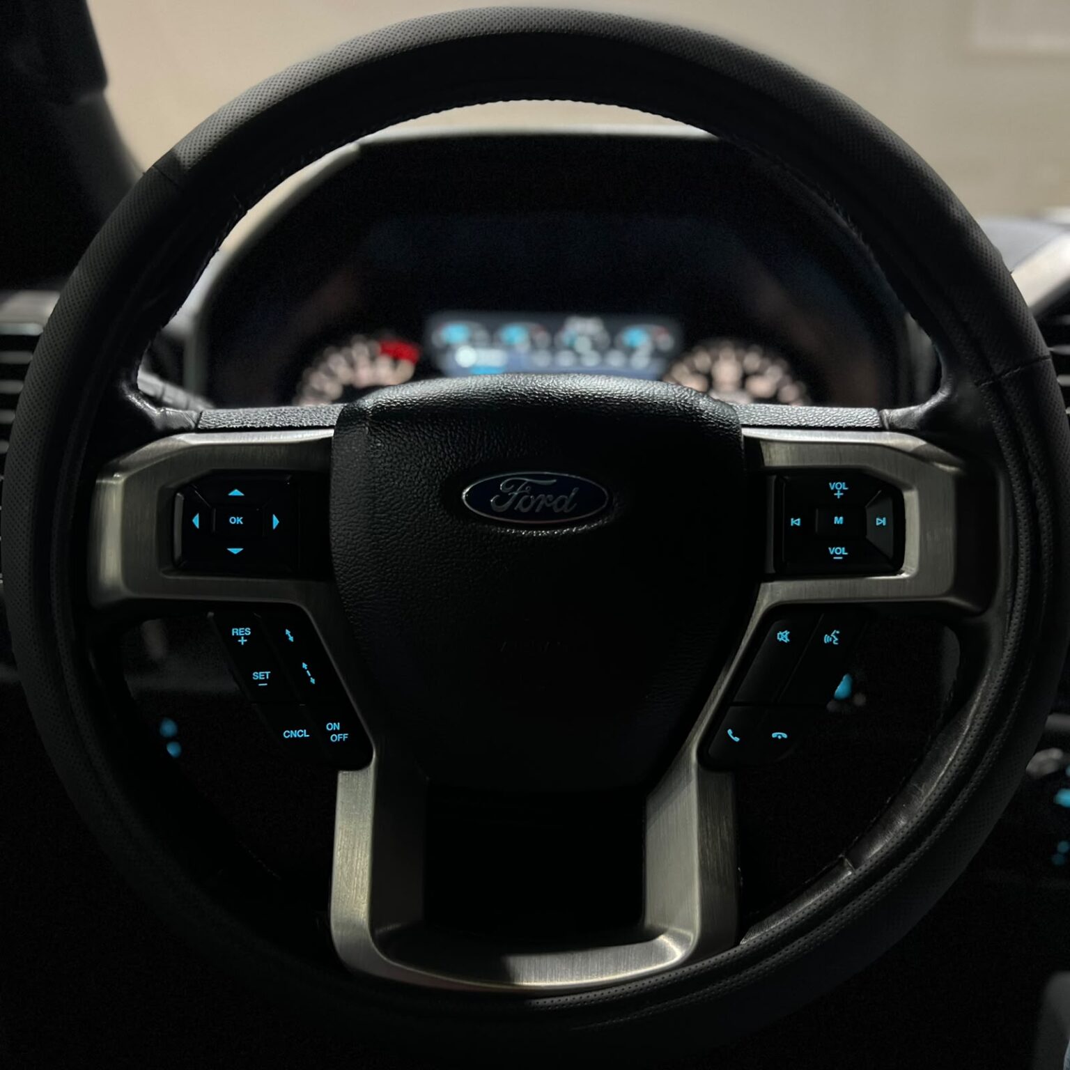 FORD LOBO PLATINUM 2018 - Image 15