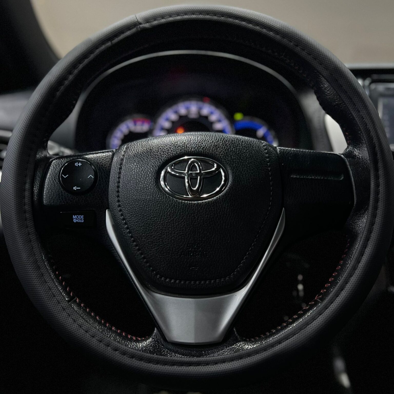 TOYOTA YARIS 2018 - Image 11