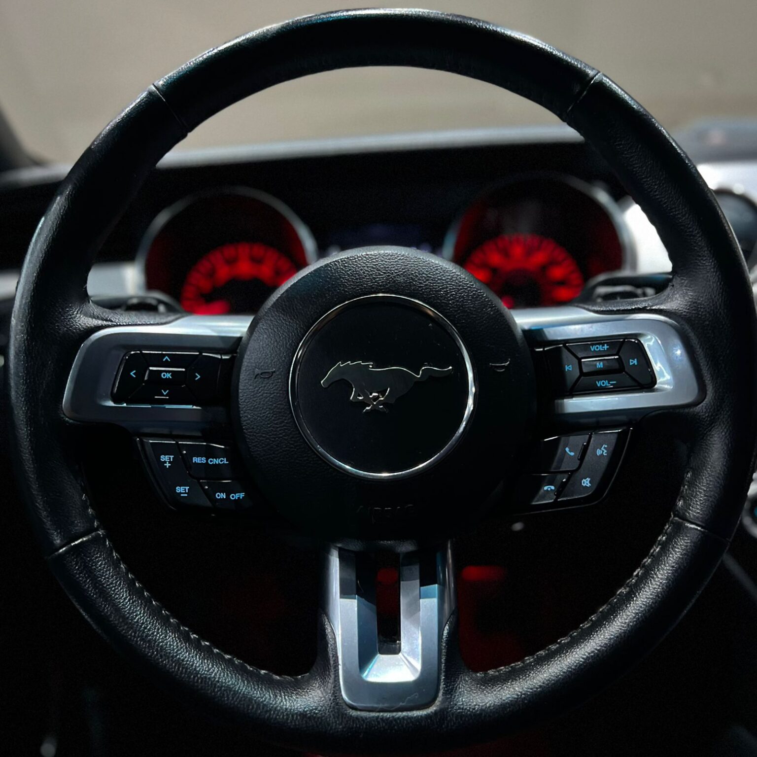 FORD MUSTANG GT 2015 - Image 13