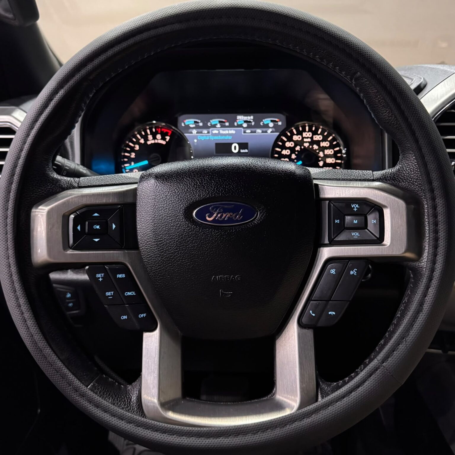 FORD LOBO PLATINUM 2015 - Image 13