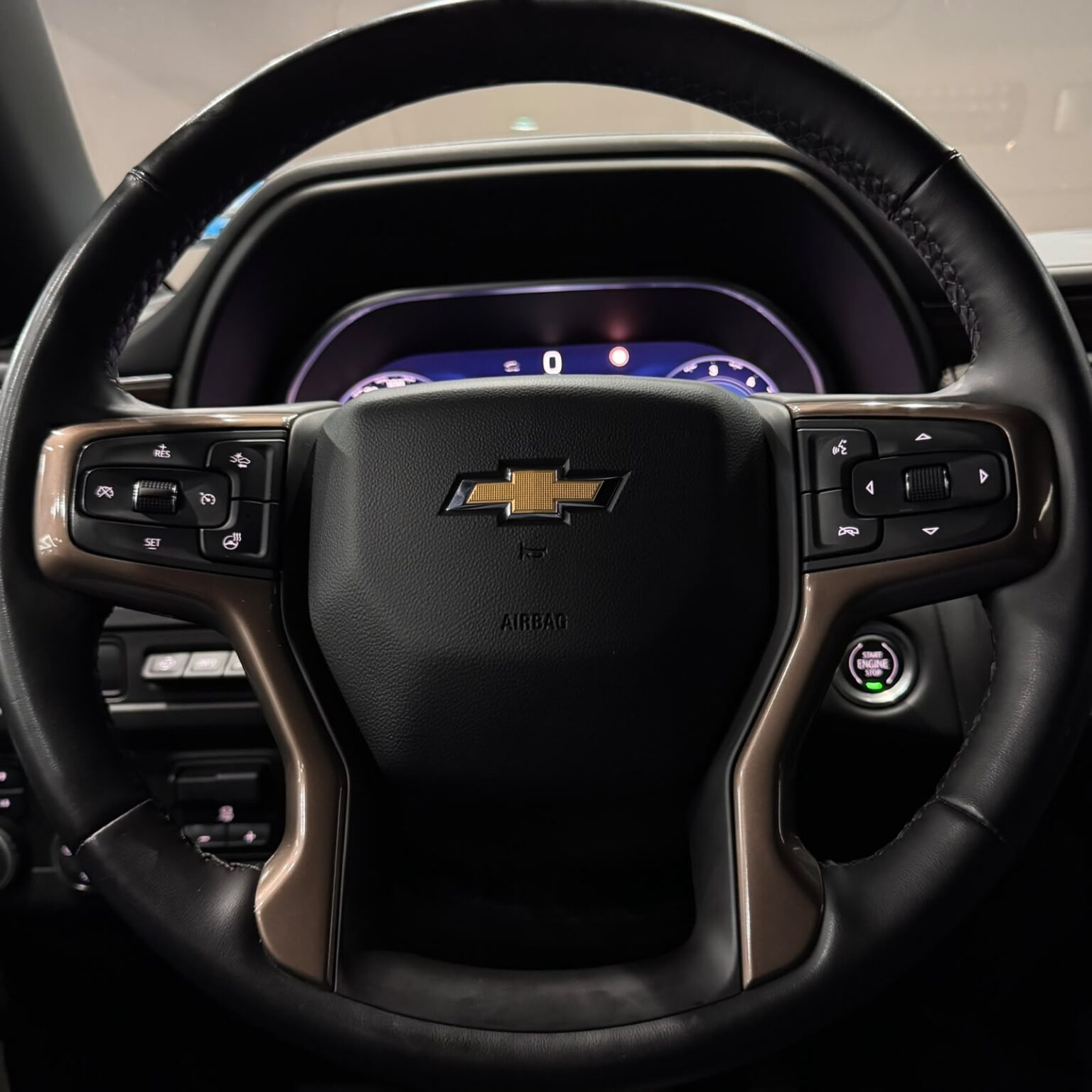 CHEVROLET TAHOE HIGH COUNTRY 2023 - Image 16