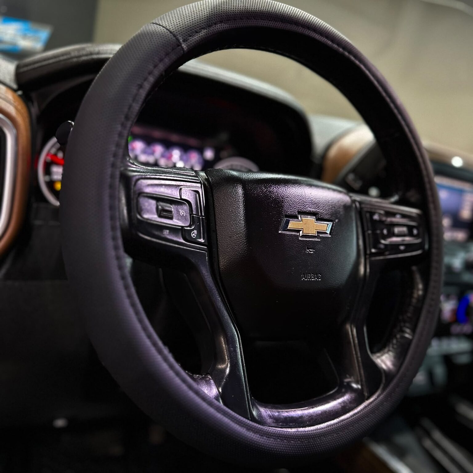 CHEVROLET CHEYENNE HIGH COUNTRY 2019 - Image 12