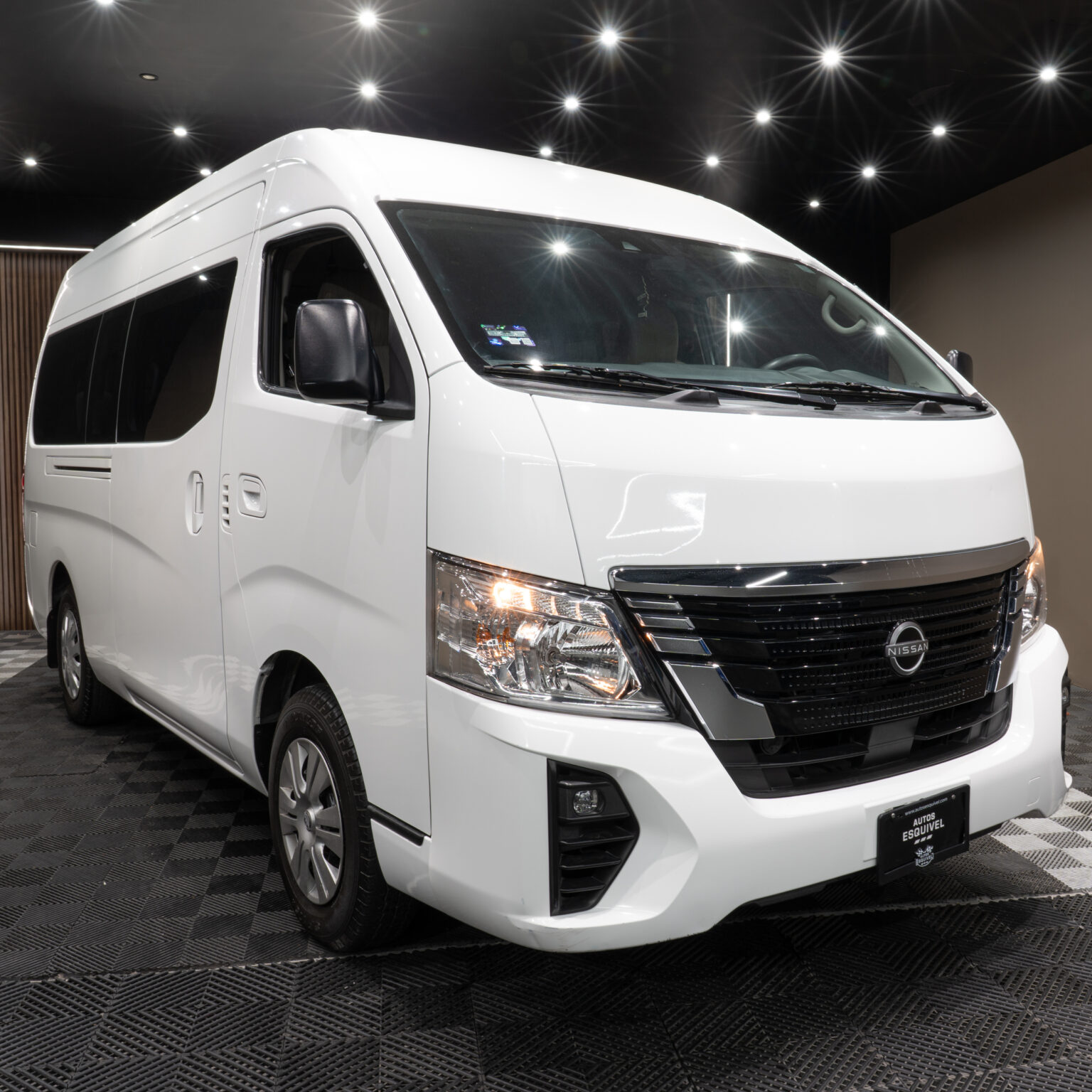 NISSAN URVAN 2024 - Image 7