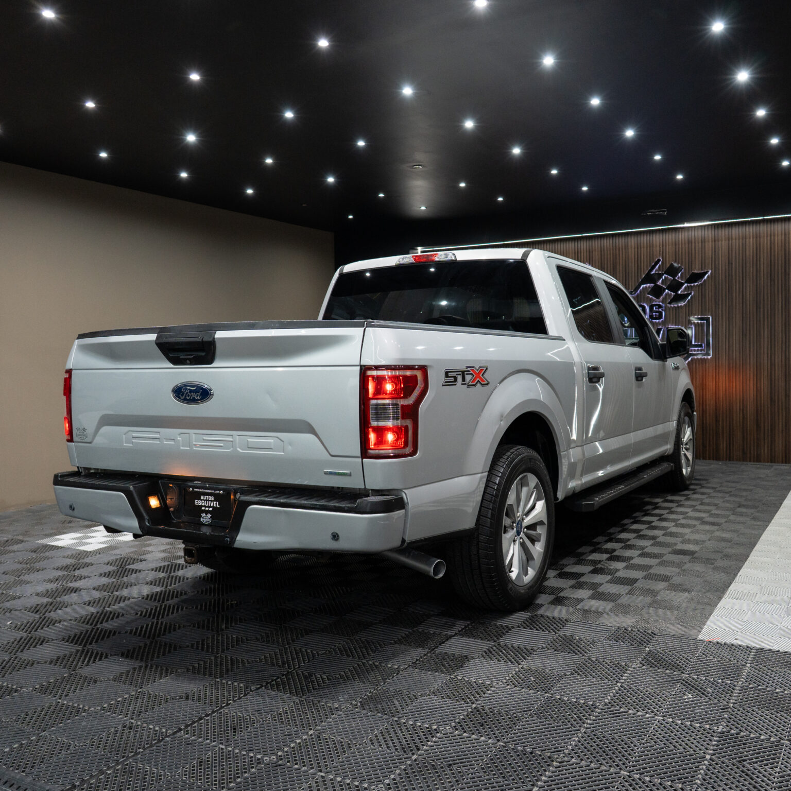 FORD LOBO STX 2018 - Image 7