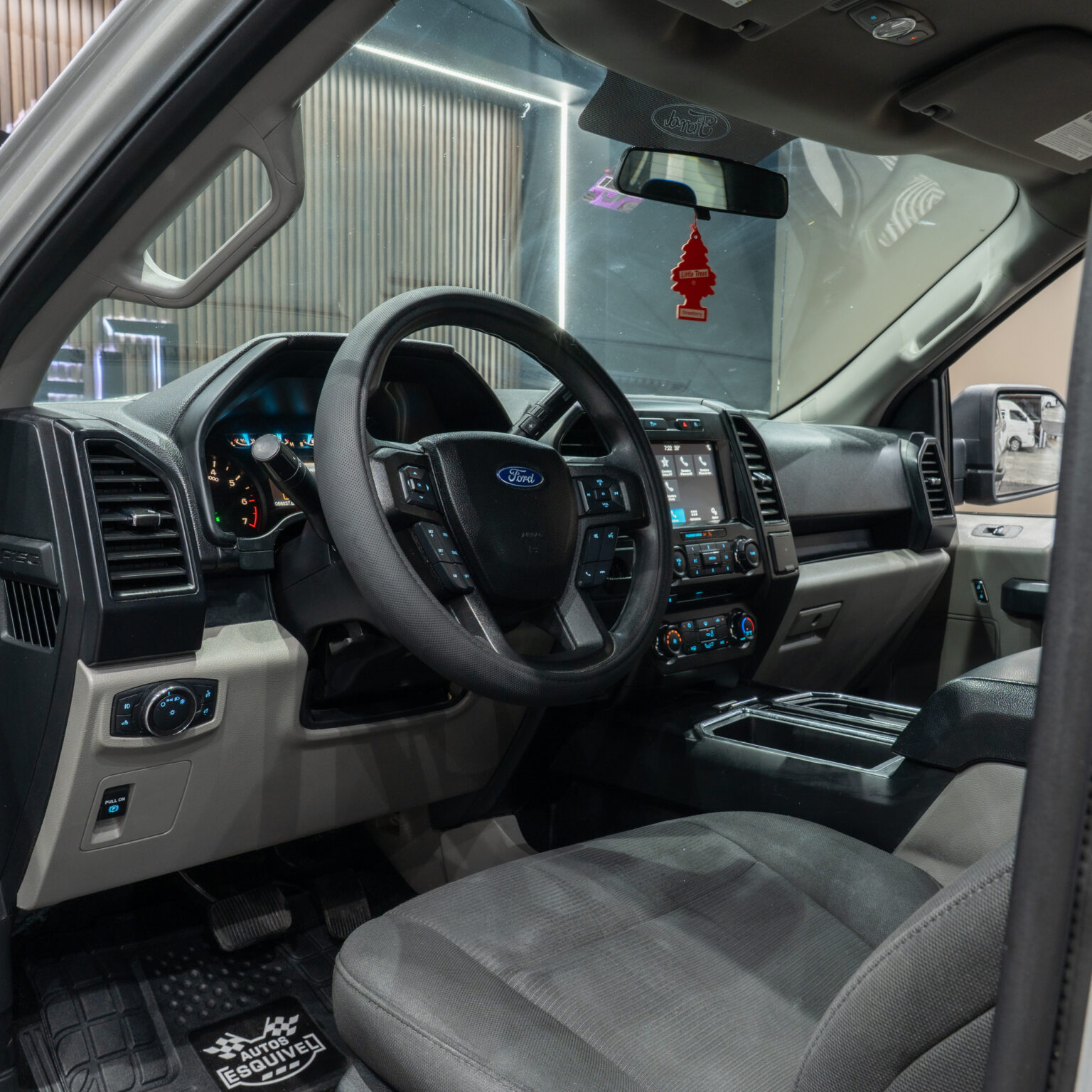 FORD LOBO STX 2018 - Image 9