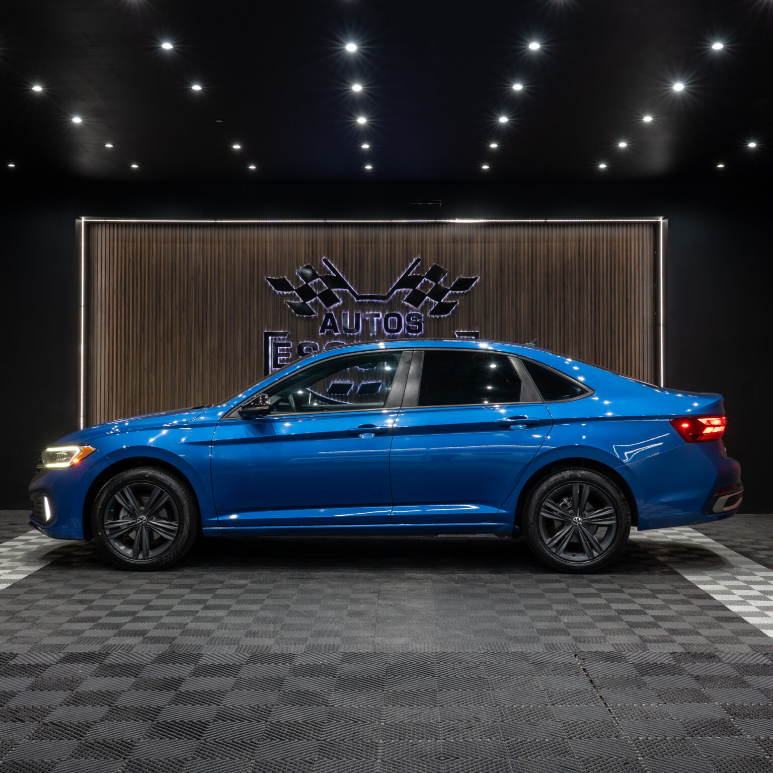 VOLKSWAGEN JETTA COMFORTLINE 2022 - Image 2
