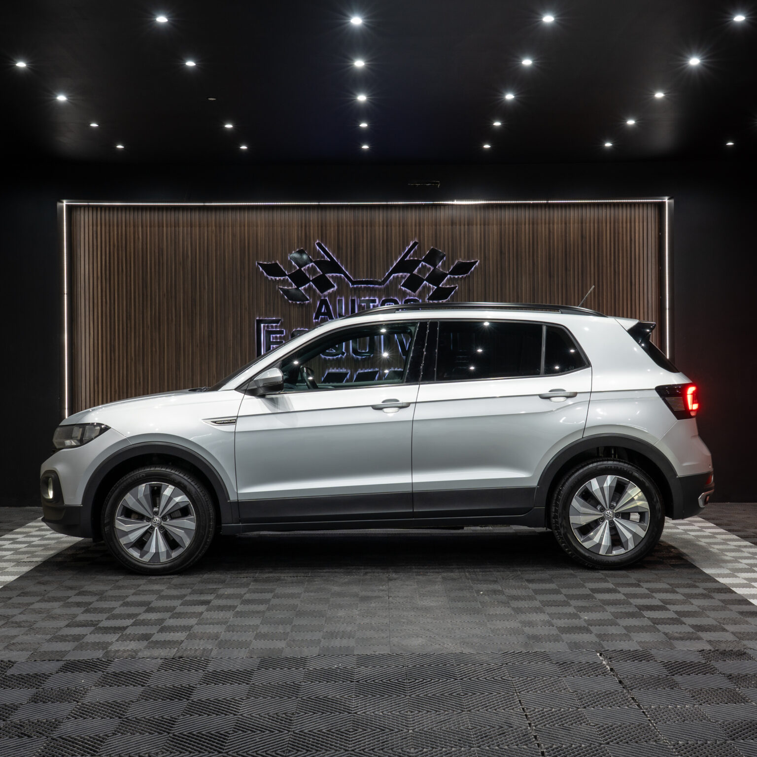 VOLKSWAGEN T-CROSS COMFORTLINE 2020 - Image 2