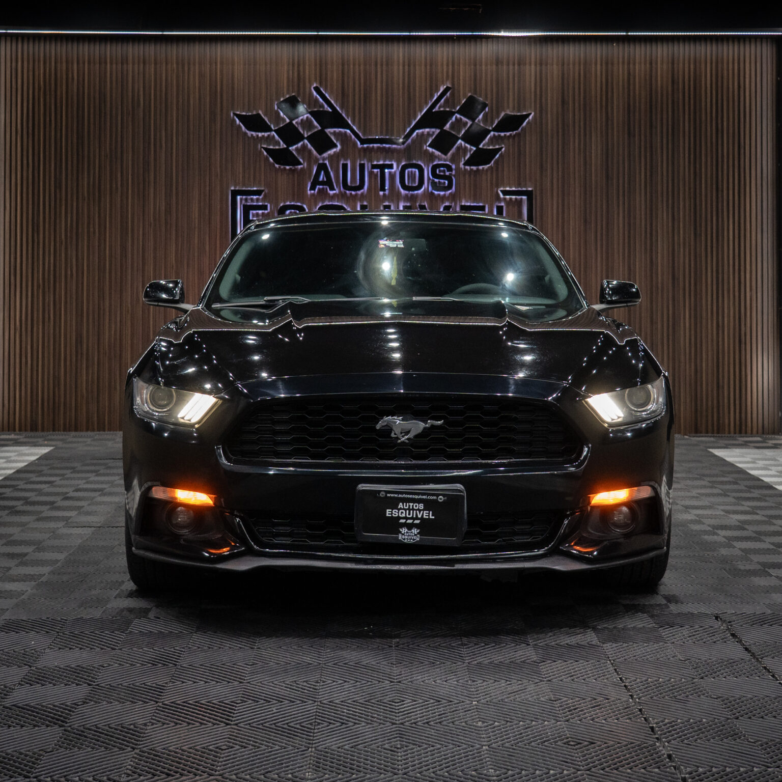 FORD MUSTANG 2017 - Image 4