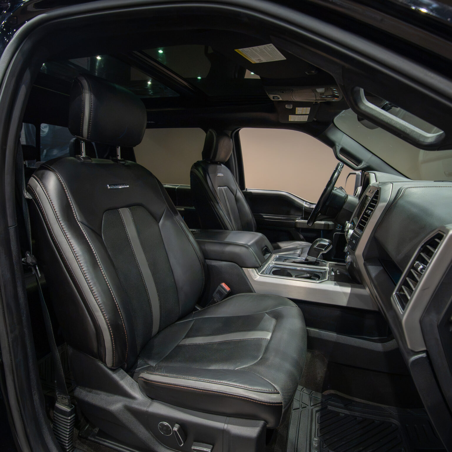 FORD LOBO PLATINUM 2018 - Image 8