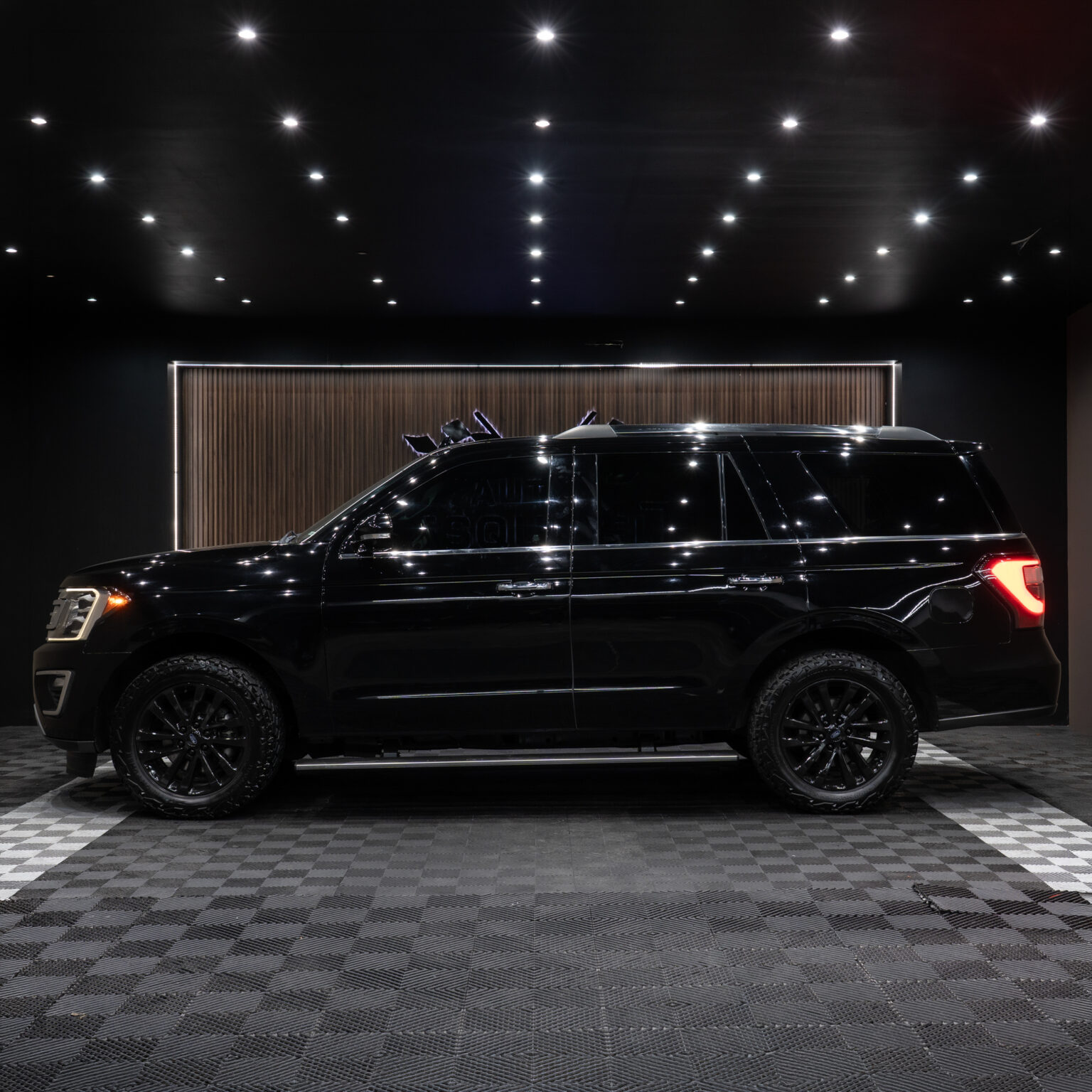 FORD EXPEDITION LIMITED 2018 - Image 2