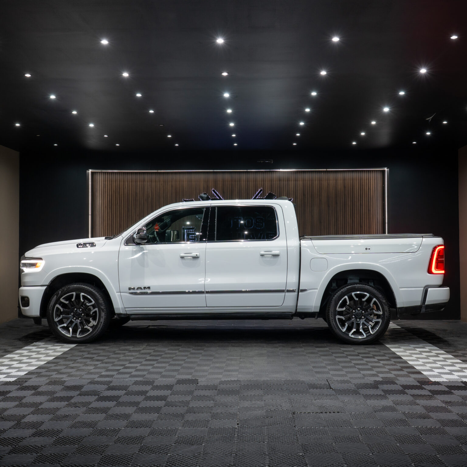 DODGE RAM LIMITED 2025 - Image 2