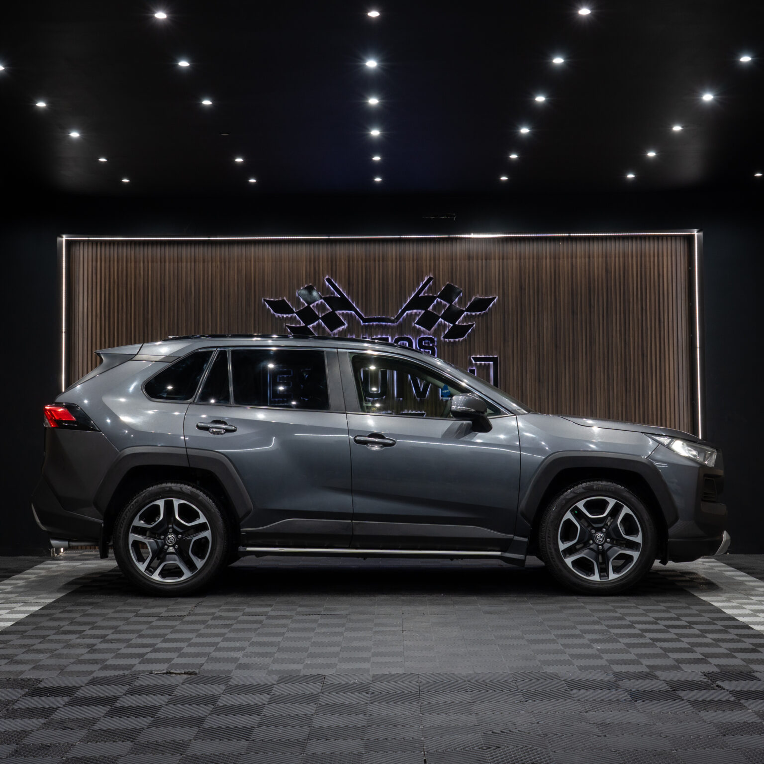 TOYOTA RAV 4 ADVENTURE 2020 - Image 2
