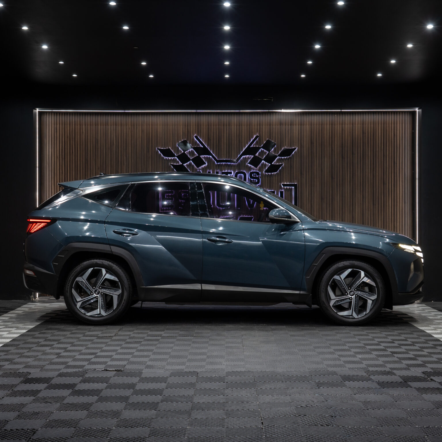 HYUNDAI TUCSON LIMITED 2022 - Image 3