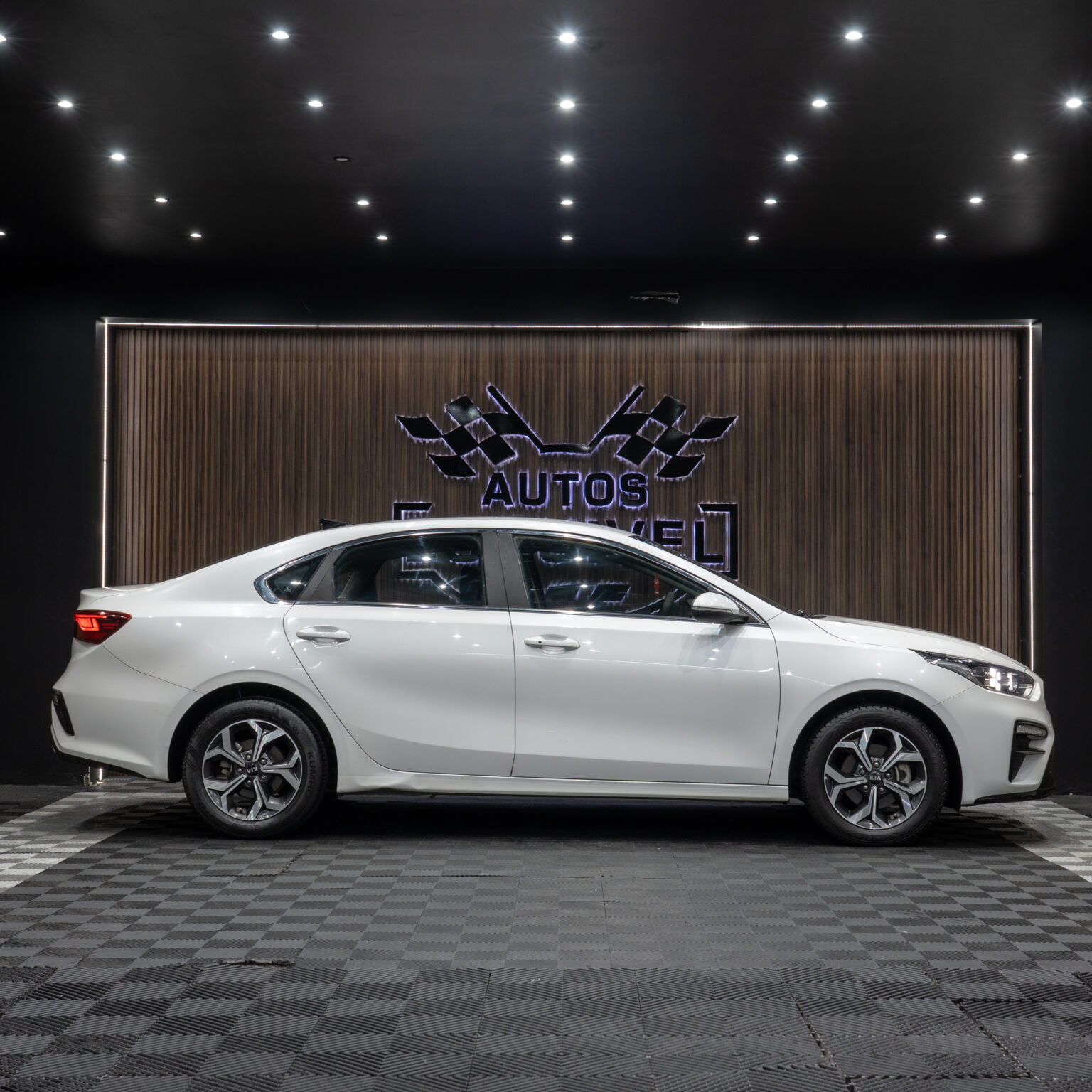 KIA FORTE EX 2019 - Image 3