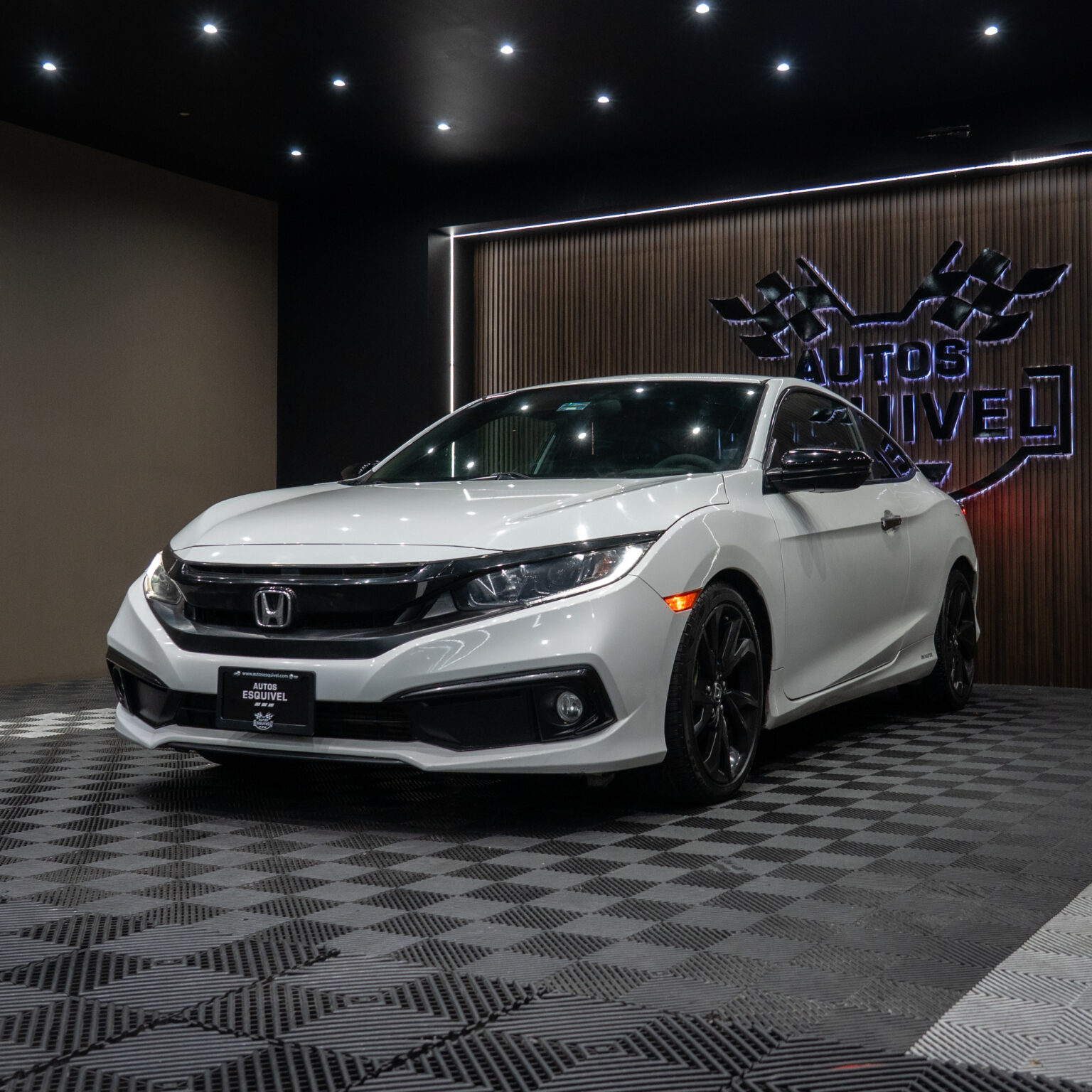 HONDA CIVIC TOURING 2020 - Image 6