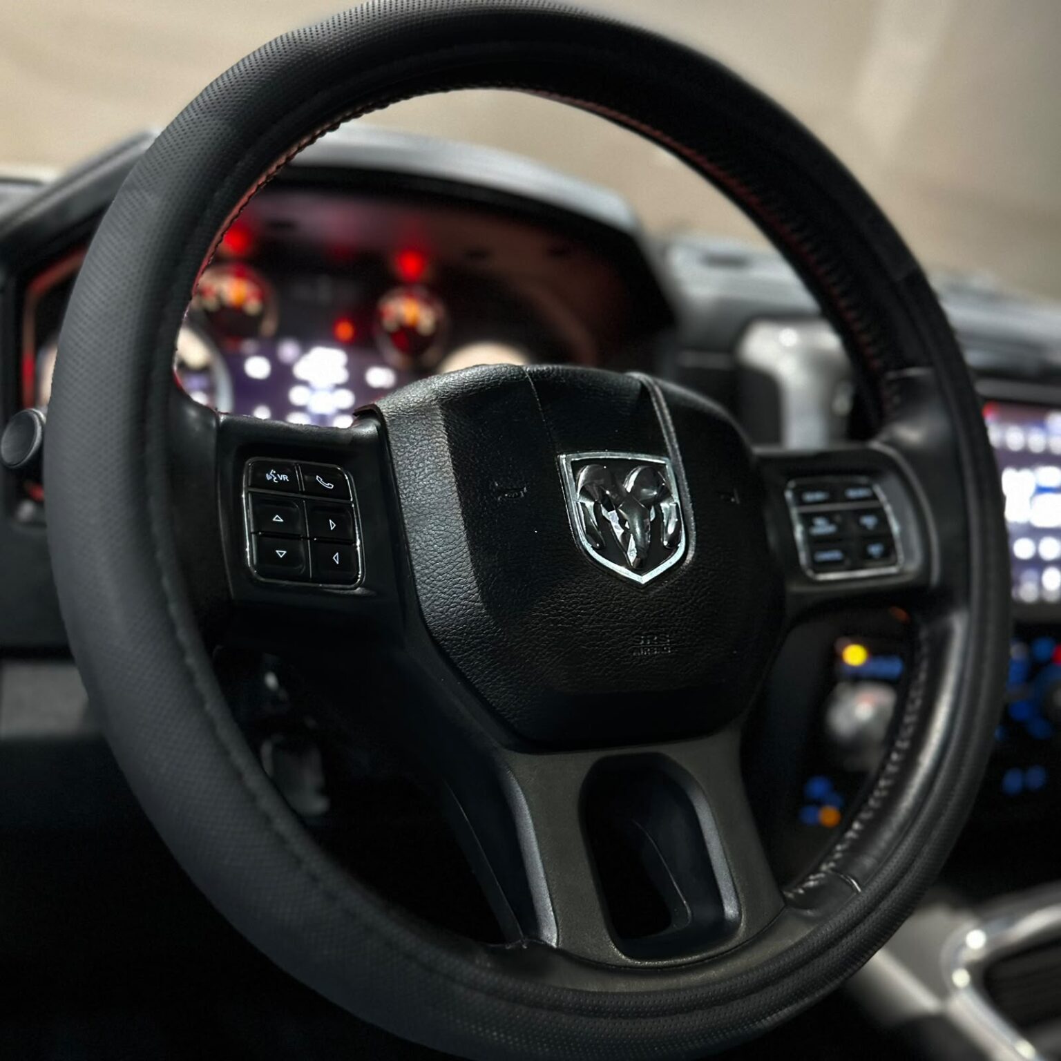 DODGE RAM RT 2019 - Image 12