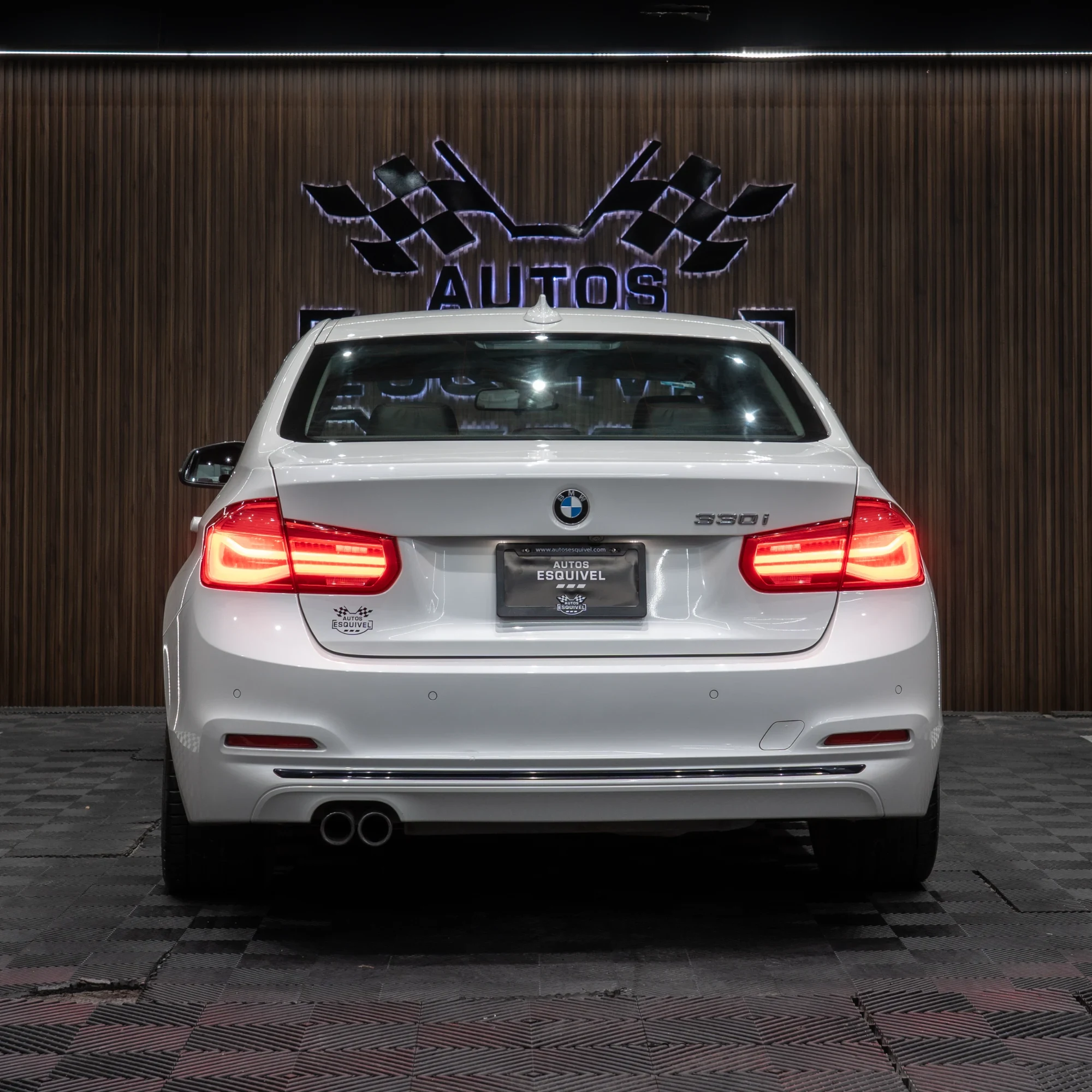 BMW 330 i SPORT 2018 - imagen 5